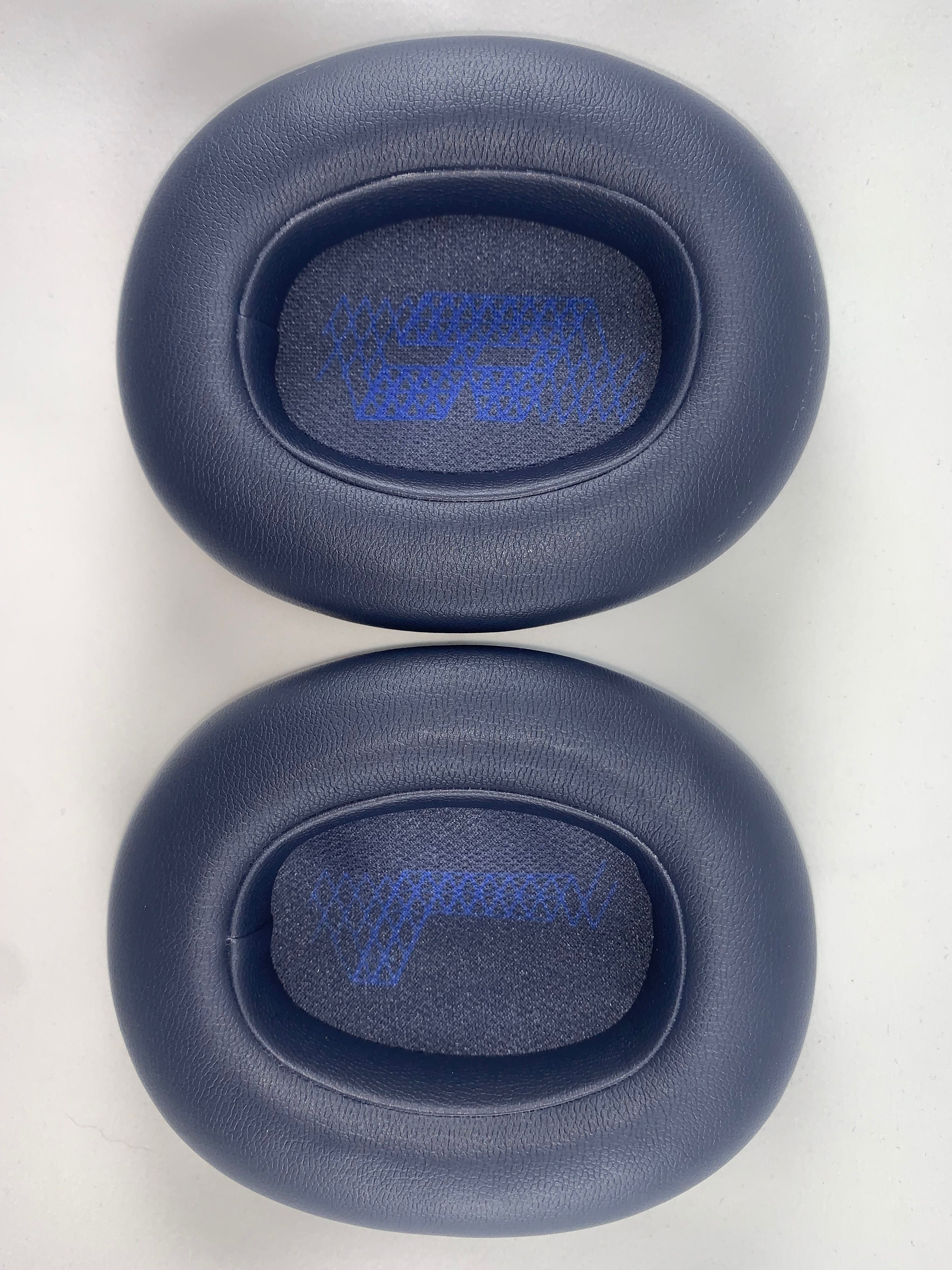 Амбушюры для наушников JBL Live 650btnc, Live 660NC, E65btnc, Синий, JBL Live 650btnc, Live 660NC, E65btnc
Амбушюры для наушников JBL Live 650btnc, Live 660NC, E65btnc, Синий, JBL Live 650btnc, Live 660NC, E65btnc