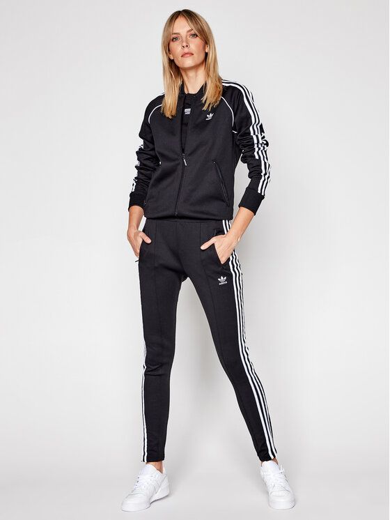 Олимпийка женская Adidas 0000207830929 черная 30 EU (доставка из-за рубежа), Черный, 0000207830929
Олимпийка женская Adidas 0000207830929 черная 30 EU (доставка из-за рубежа), Черный, 0000207830929