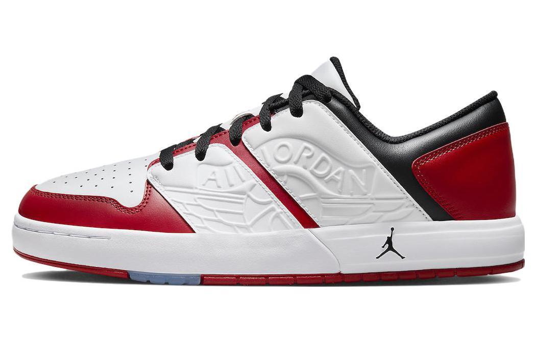 Кеды унисекс Jordan Jordan Nu Retro 1 Low Chicago белые 44.5 EU, Белый, Jordan Nu Retro 1 Low Chicago
Кеды унисекс Jordan Jordan Nu Retro 1 Low Chicago белые 44.5 EU, Белый, Jordan Nu Retro 1 Low Chicago