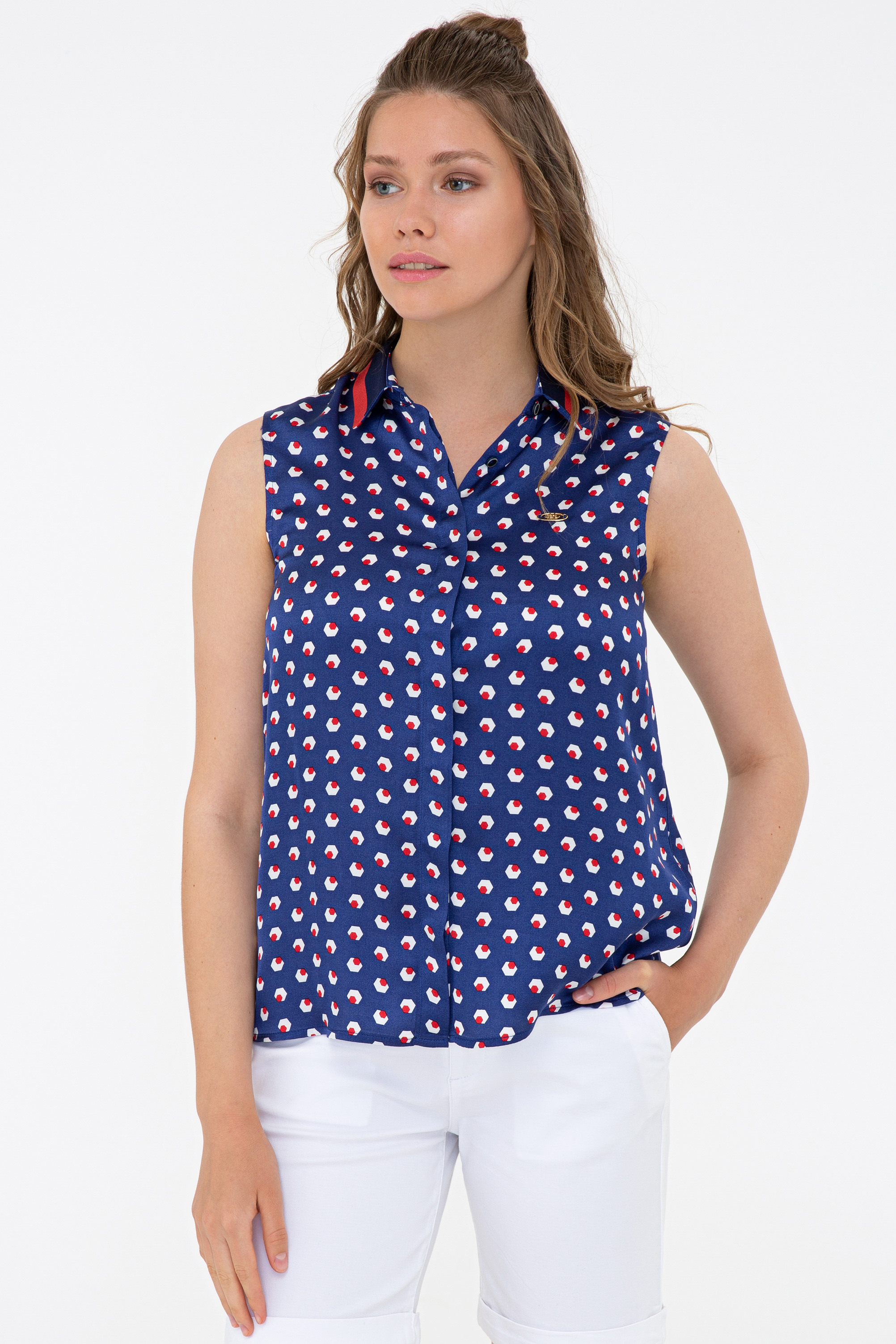 Блуза женская U.S. POLO Assn. G082SZ0040POSEIDON синяя 36, Синий, G082SZ0040POSEIDON
Блуза женская U.S. POLO Assn. G082SZ0040POSEIDON синяя 36, Синий, G082SZ0040POSEIDON