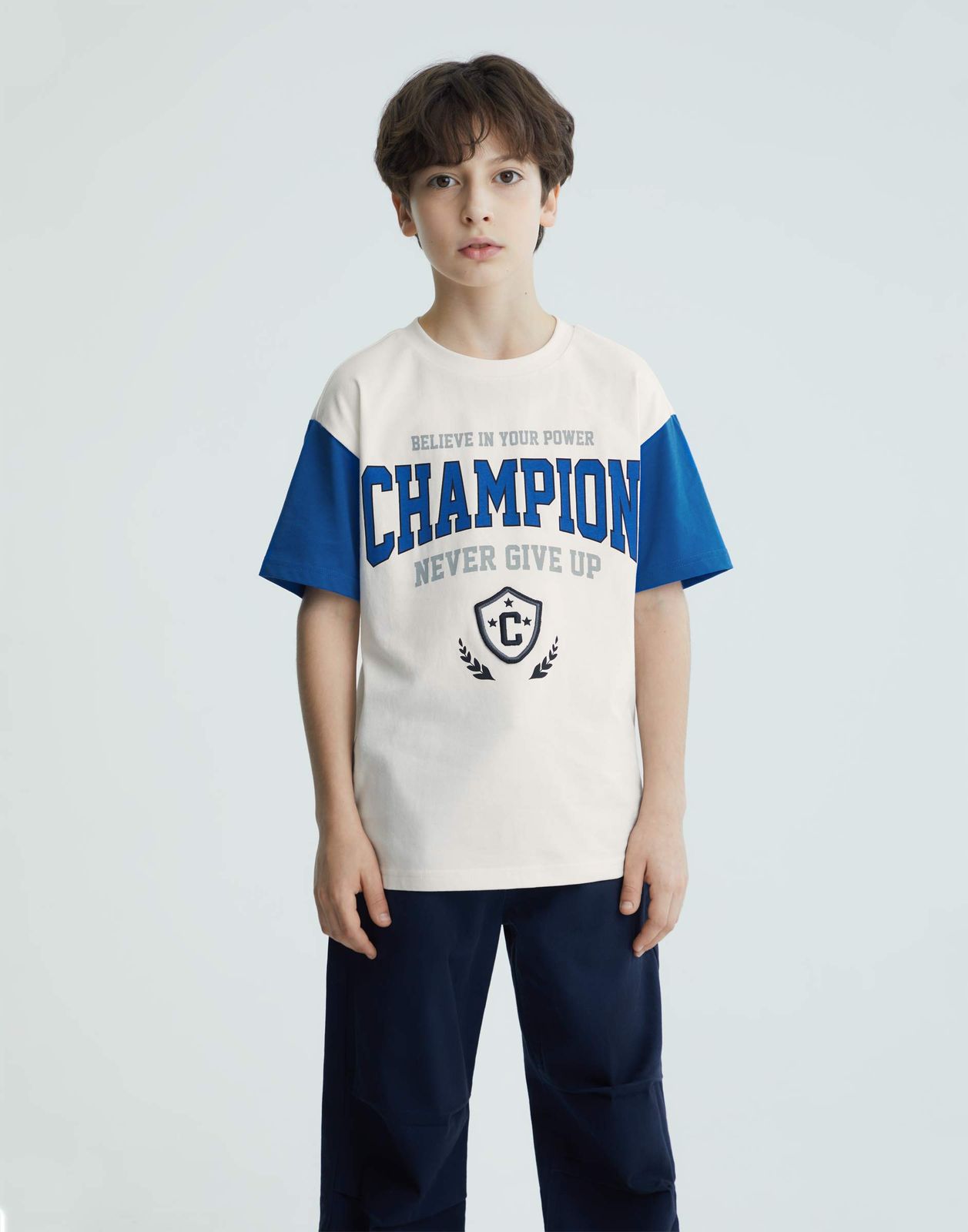 Футболка для мальчика Gloria Jeans BKT015412 молочный/синий 8-10л/140, Бежевый;синий, BKT015412
Футболка для мальчика Gloria Jeans BKT015412 молочный/синий 8-10л/140, Бежевый;синий, BKT015412