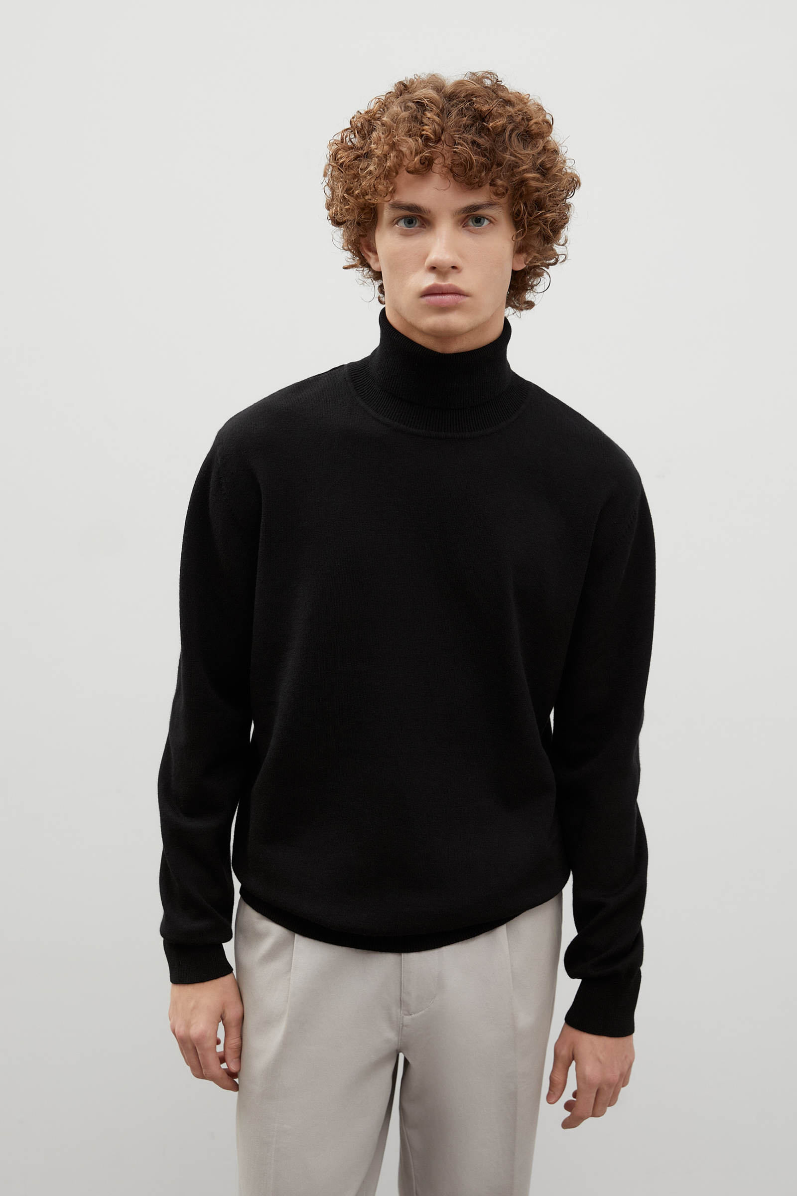 Водолазка мужская Finn Flare FWC21134 черная S, FWC21134
Водолазка мужская Finn Flare FWC21134 черная S, FWC21134