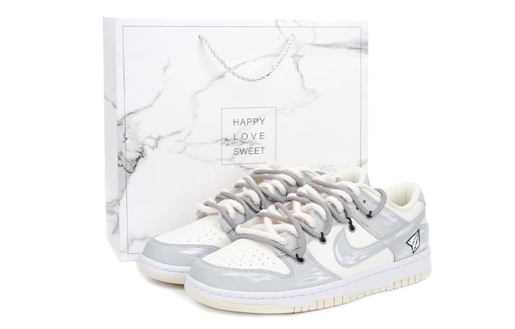 Кеды унисекс Nike Dunk Low retro coconut milk vibe белые 42.5 EU, Белый, Dunk Low retro coconut milk vibe
Кеды унисекс Nike Dunk Low retro coconut milk vibe белые 42.5 EU, Белый, Dunk Low retro coconut milk vibe