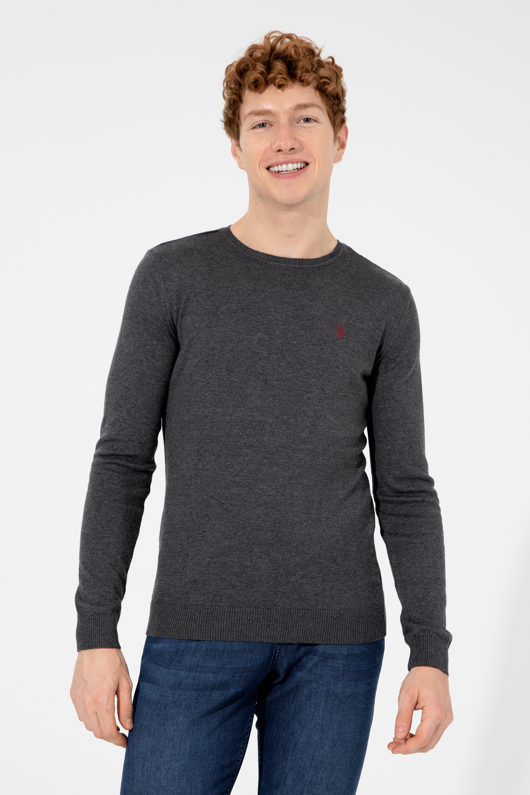 Джемпер мужской U.S. POLO Assn. g081sz0tk0ernesto-sk22 серый M, g081sz0tk0ernesto-sk22
Джемпер мужской U.S. POLO Assn. g081sz0tk0ernesto-sk22 серый M, g081sz0tk0ernesto-sk22
