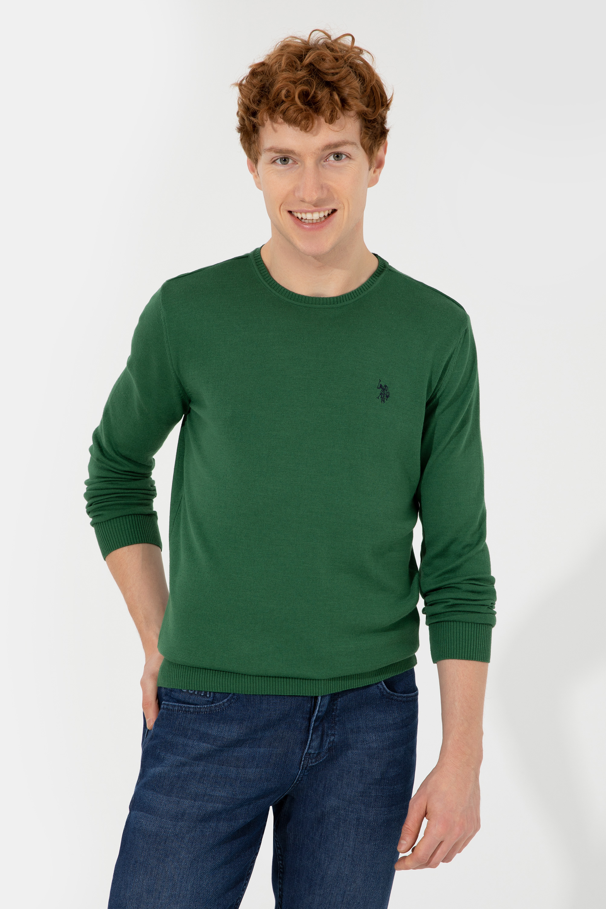 Джемпер мужской U.S. POLO Assn. g081sz0tk0ernesto-sk22 зеленый L, g081sz0tk0ernesto-sk22
Джемпер мужской U.S. POLO Assn. g081sz0tk0ernesto-sk22 зеленый L, g081sz0tk0ernesto-sk22