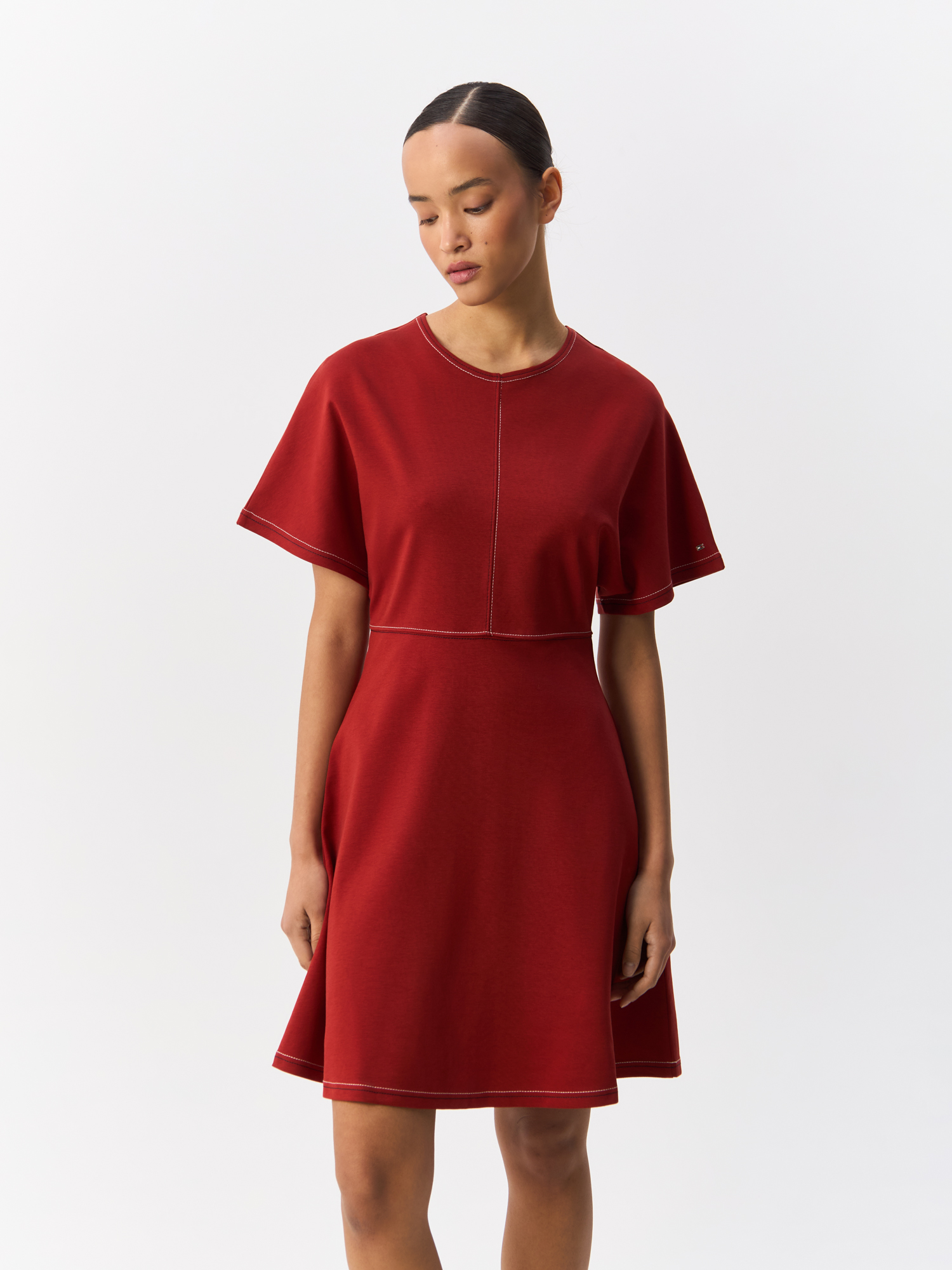 Платье женское Tommy Hilfiger WW0WW42596 красное M/44-46, Красный, WW0WW42596
Платье женское Tommy Hilfiger WW0WW42596 красное M/44-46, Красный, WW0WW42596
