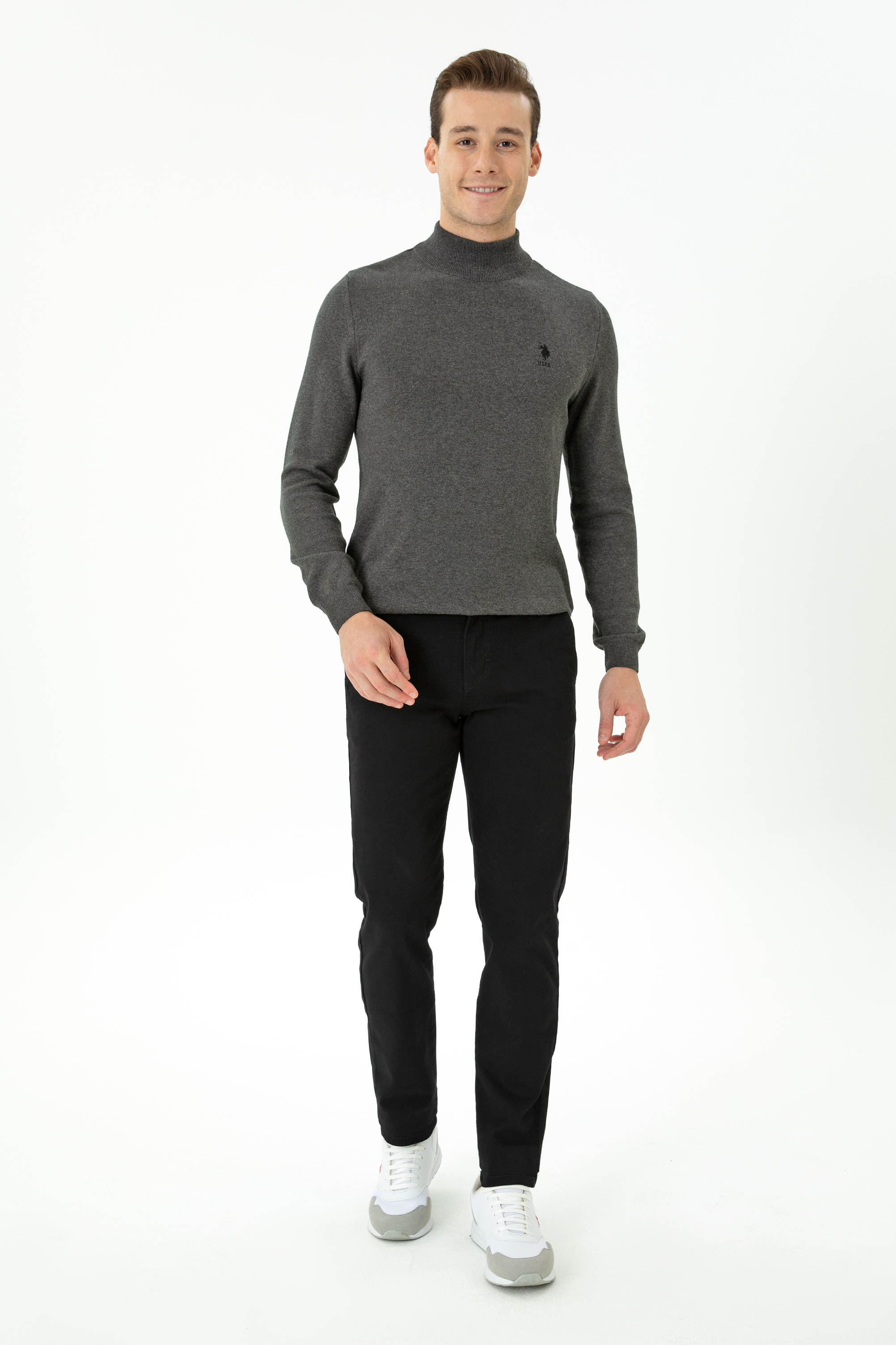 Брюки мужские US Polo Assn G081GL0780GIRNO23K черные 32, Черный, G081GL0780GIRNO23K
Брюки мужские US Polo Assn G081GL0780GIRNO23K черные 32, Черный, G081GL0780GIRNO23K
