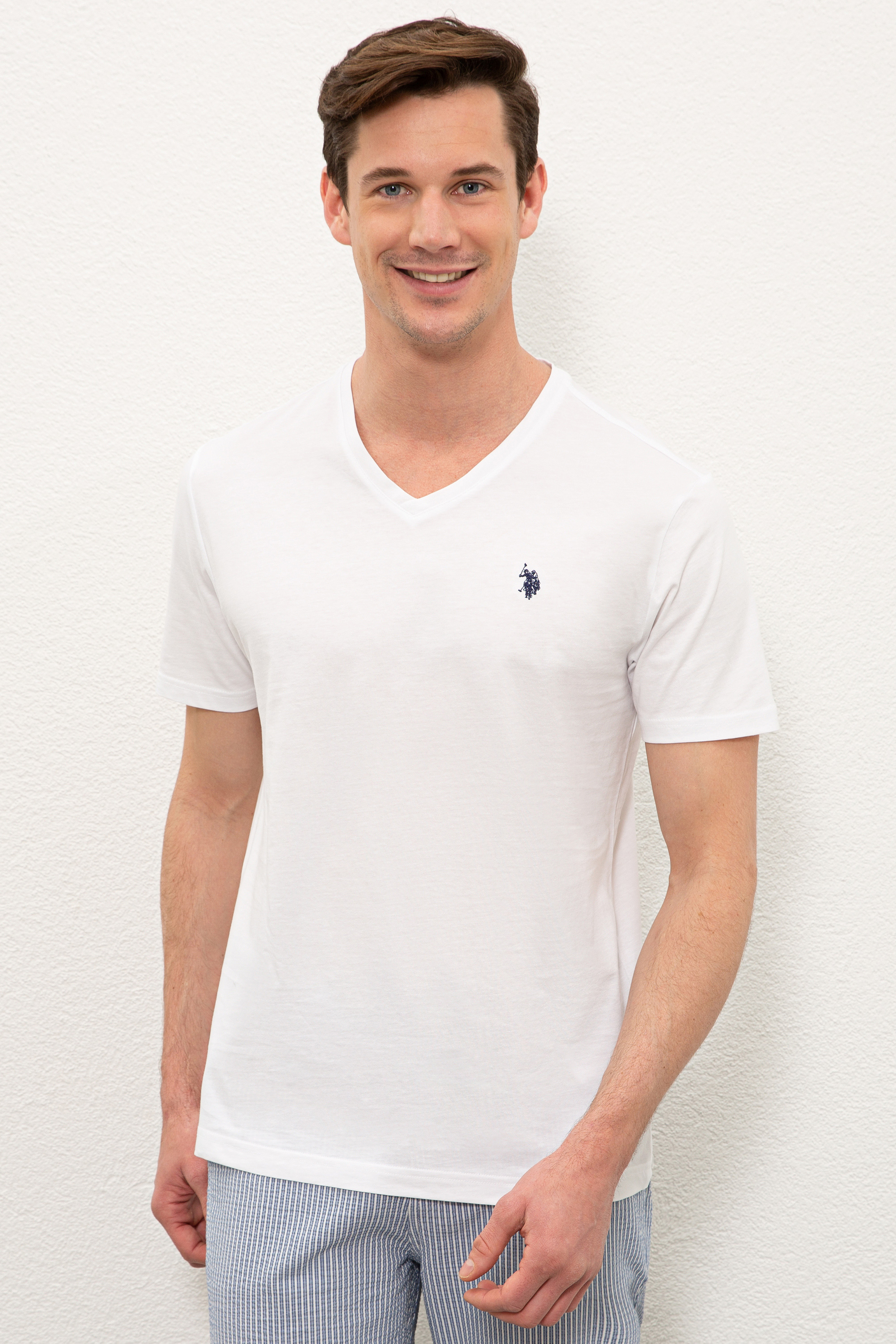 Футболка мужская U.S. POLO Assn. G081GL0110GTS02IY021 белая 2XL, G081GL0110GTS02IY021
Футболка мужская U.S. POLO Assn. G081GL0110GTS02IY021 белая 2XL, G081GL0110GTS02IY021