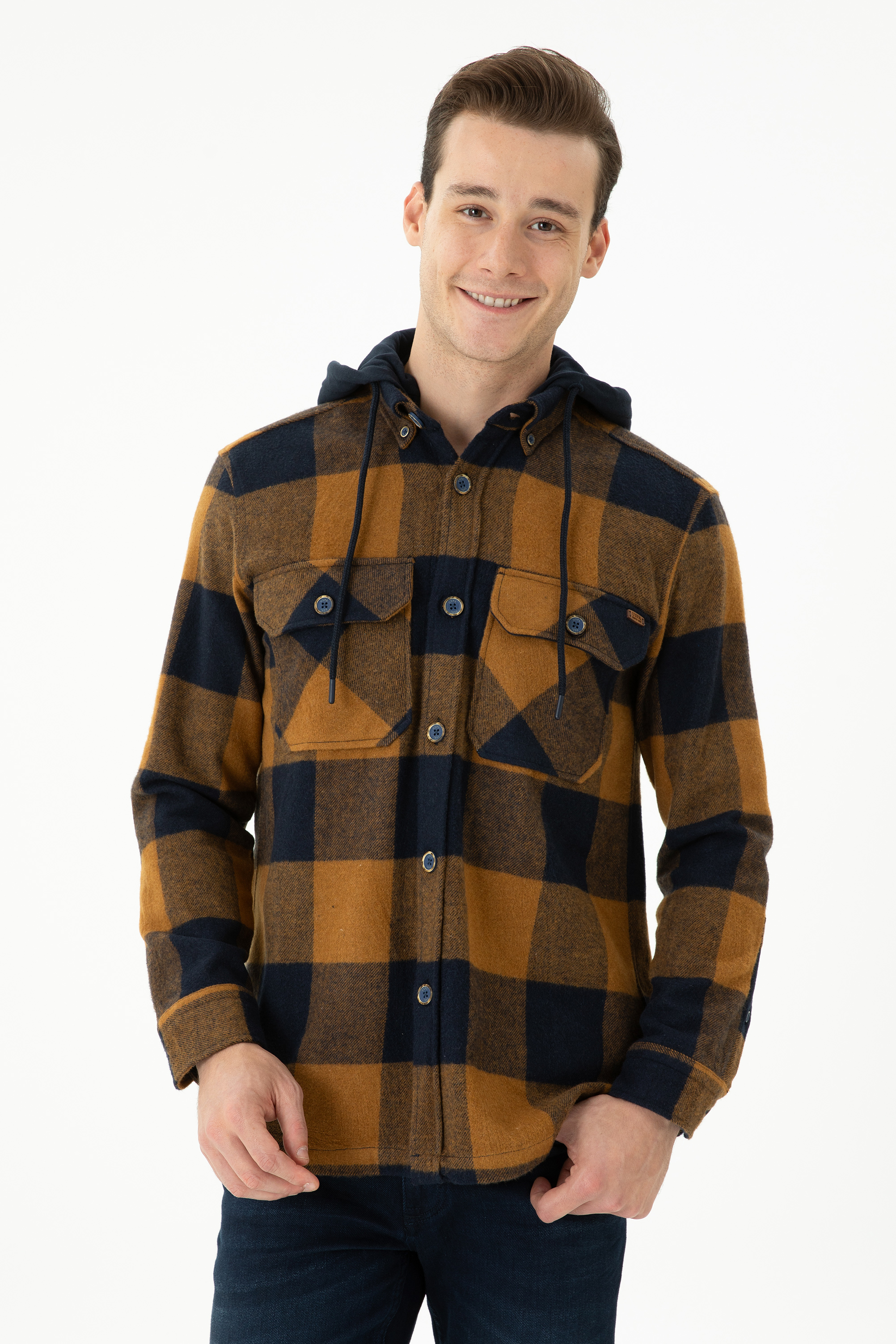 Рубашка мужская U.S. POLO Assn. G081SZ0040SAGA коричневая 2XL, Коричневый, G081SZ0040SAGA
Рубашка мужская U.S. POLO Assn. G081SZ0040SAGA коричневая 2XL, Коричневый, G081SZ0040SAGA