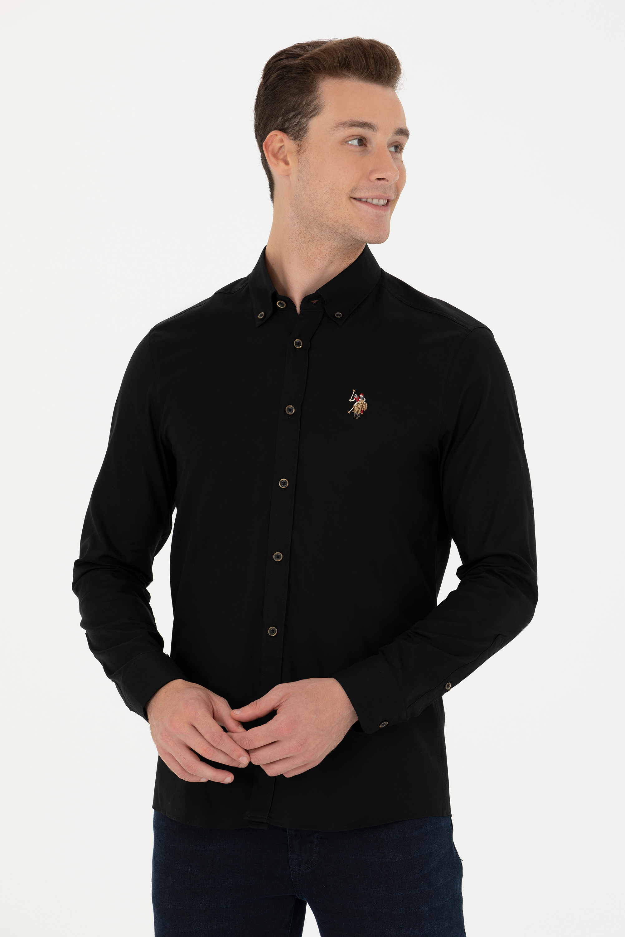 Рубашка мужская US Polo Assn G081SZ0040CEDCOLOR023K черная S, Черный, G081SZ0040CEDCOLOR023K
Рубашка мужская US Polo Assn G081SZ0040CEDCOLOR023K черная S, Черный, G081SZ0040CEDCOLOR023K