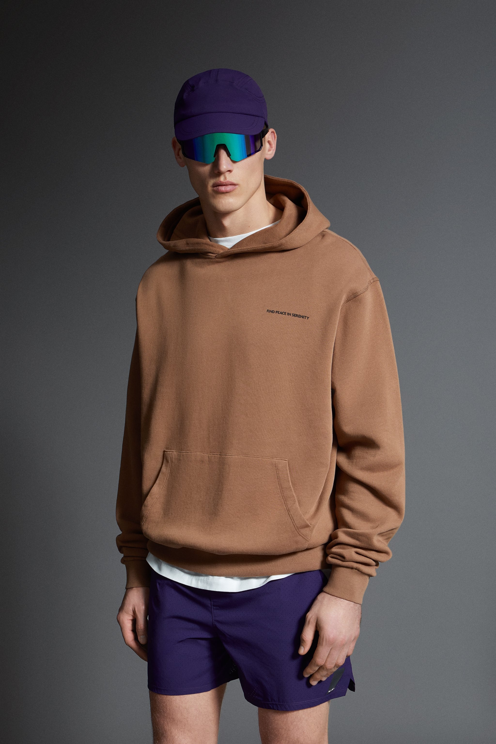 Худи мужское ZARA 06224321 коричневое S (доставка из-за рубежа), Коричневый, 06224321
Худи мужское ZARA 06224321 коричневое S (доставка из-за рубежа), Коричневый, 06224321