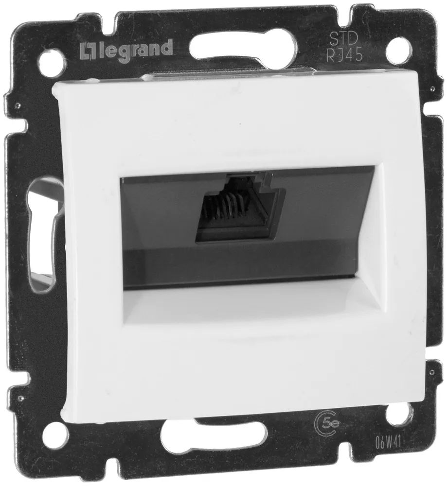 Leg.774238 Розетка информационная (интернет) c портом RJ45 Legrand Valena/ Цвет: Белый/ Ко
Leg.774238 Розетка информационная (интернет) c портом RJ45 Legrand Valena/ Цвет: Белый/ Ко