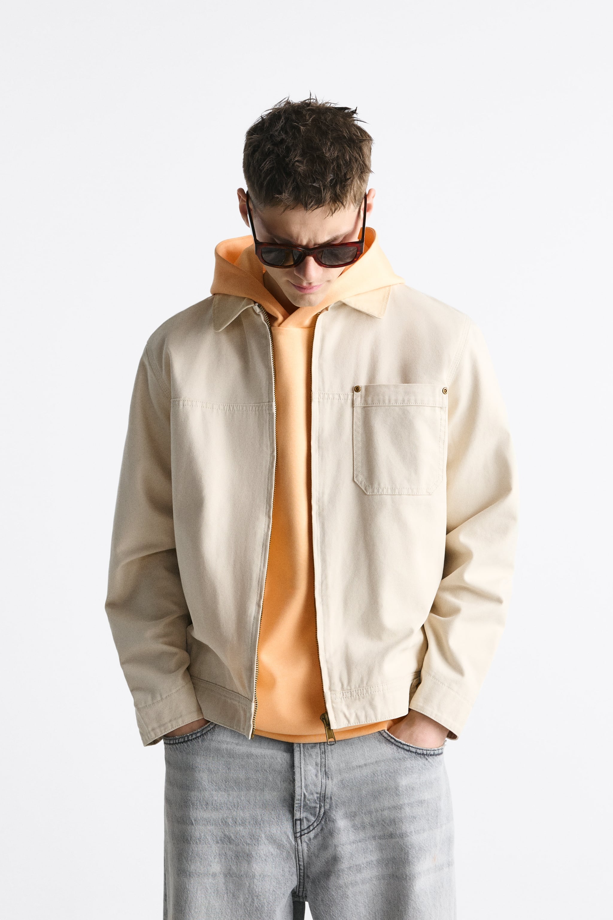 Джинсовая куртка мужская ZARA 01538430 бежевая S (доставка из-за рубежа), Бежевый, 01538430
Джинсовая куртка мужская ZARA 01538430 бежевая S (доставка из-за рубежа), Бежевый, 01538430