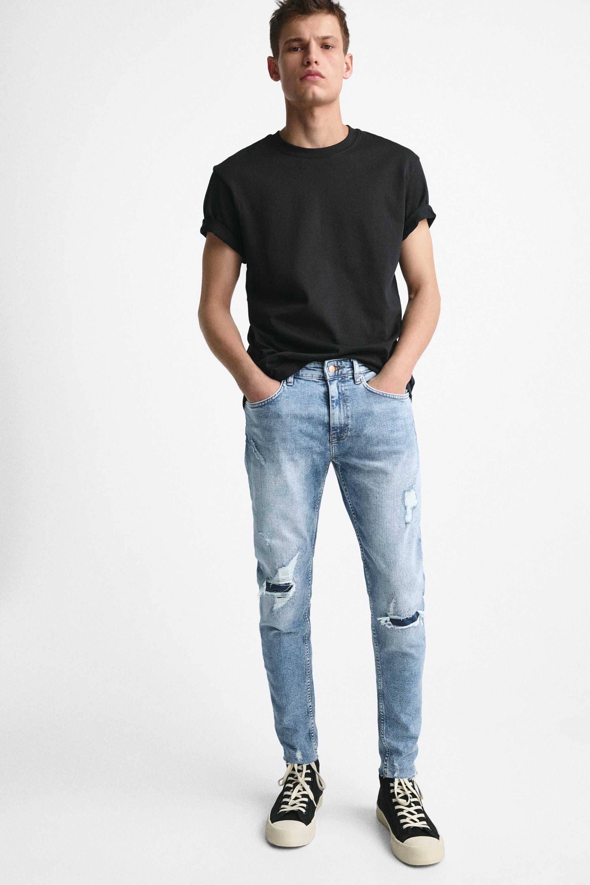 Джинсы мужские ZARA 04060502 голубые 38 RU (доставка из-за рубежа), Голубой, 04060502
Джинсы мужские ZARA 04060502 голубые 38 RU (доставка из-за рубежа), Голубой, 04060502