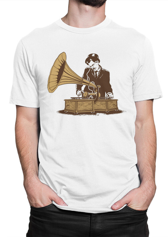 Футболка мужская DreamShirts Studio Ретро Диджей MUS-644474-2 белая S, Белый, Ретро Диджей MUS-644474-2
Футболка мужская DreamShirts Studio Ретро Диджей MUS-644474-2 белая S, Белый, Ретро Диджей MUS-644474-2
