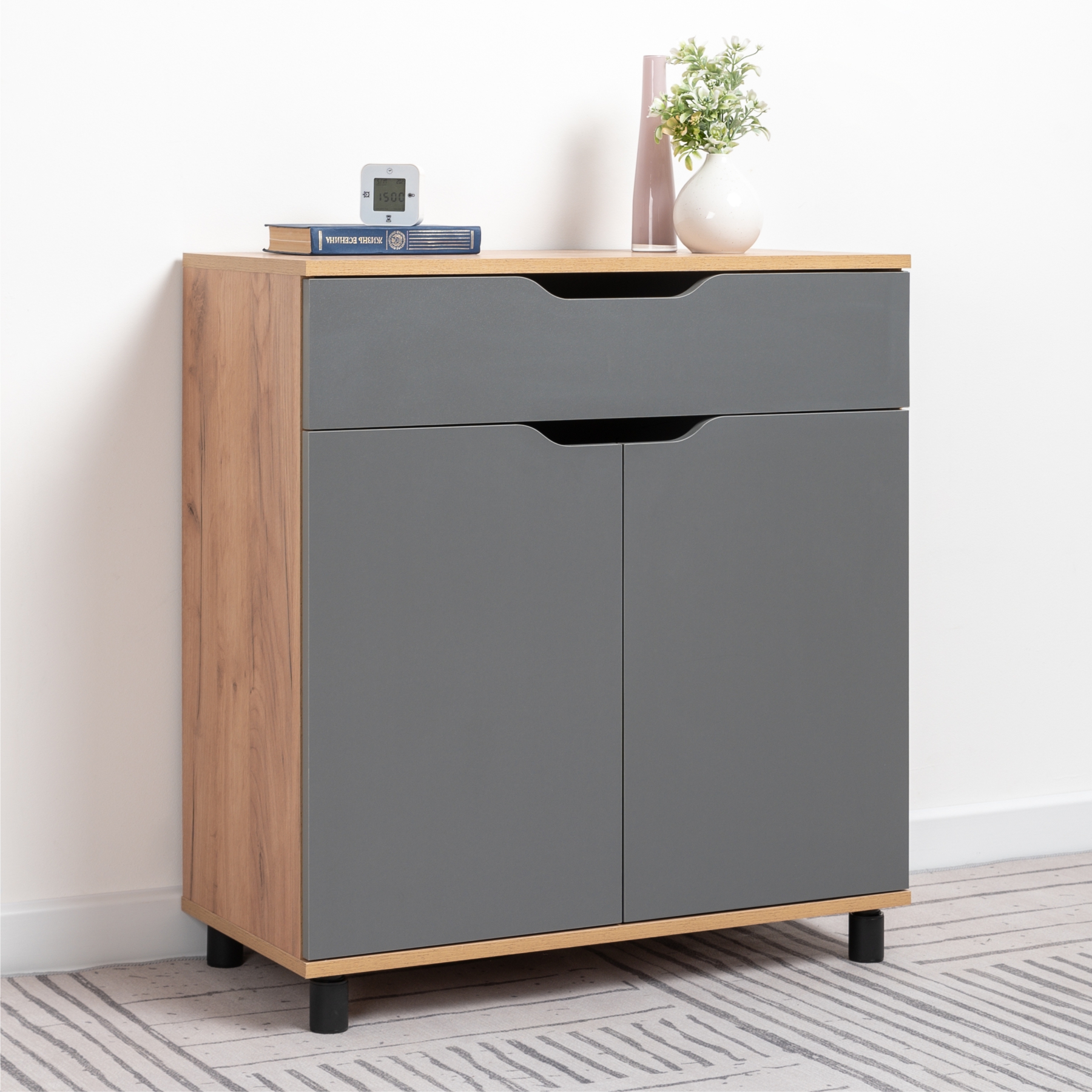 Комод для одежды Mobi Рокс 13.296 F, Дуб Золотой крафт/Серый Графит, Рокс_13.296F
Комод для одежды Mobi Рокс 13.296 F, Дуб Золотой крафт/Серый Графит, Рокс_13.296F