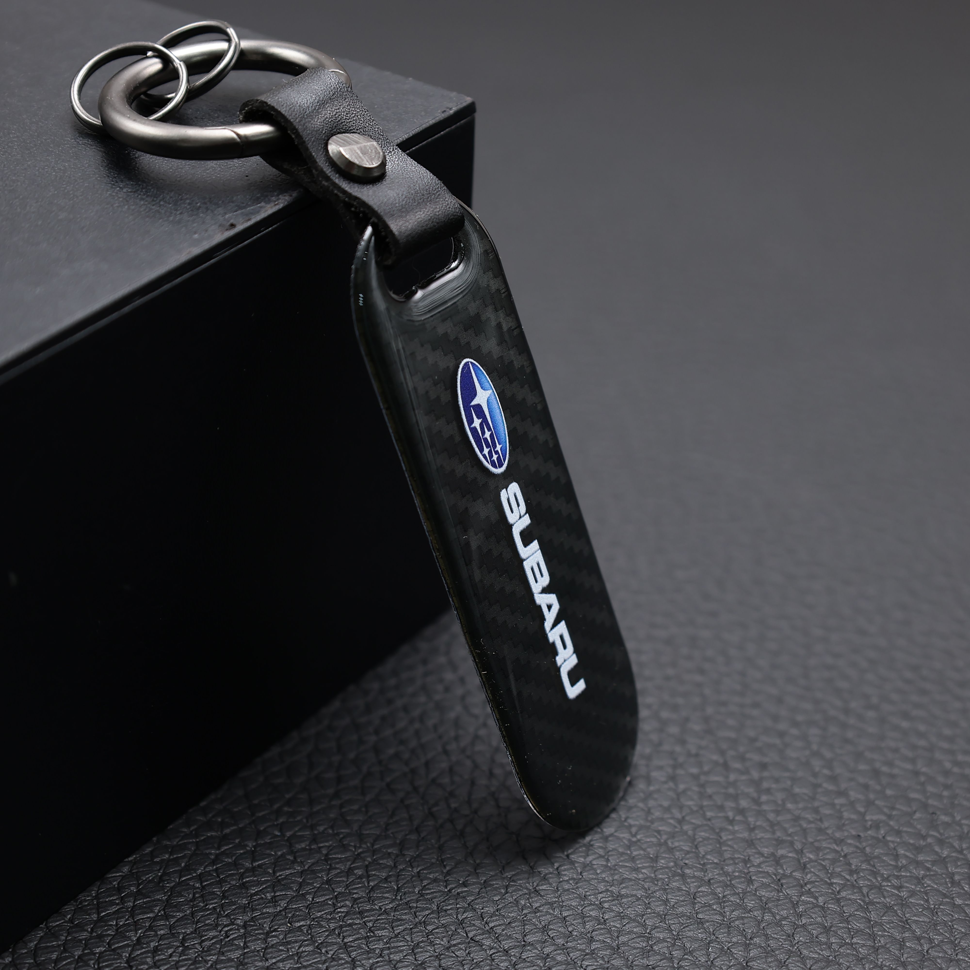 Брелок для ключей автомобиля PST Subaru карбон, натуральная кожа, глянец, Разноцветный, Subaru
Брелок для ключей автомобиля PST Subaru карбон, натуральная кожа, глянец, Разноцветный, Subaru