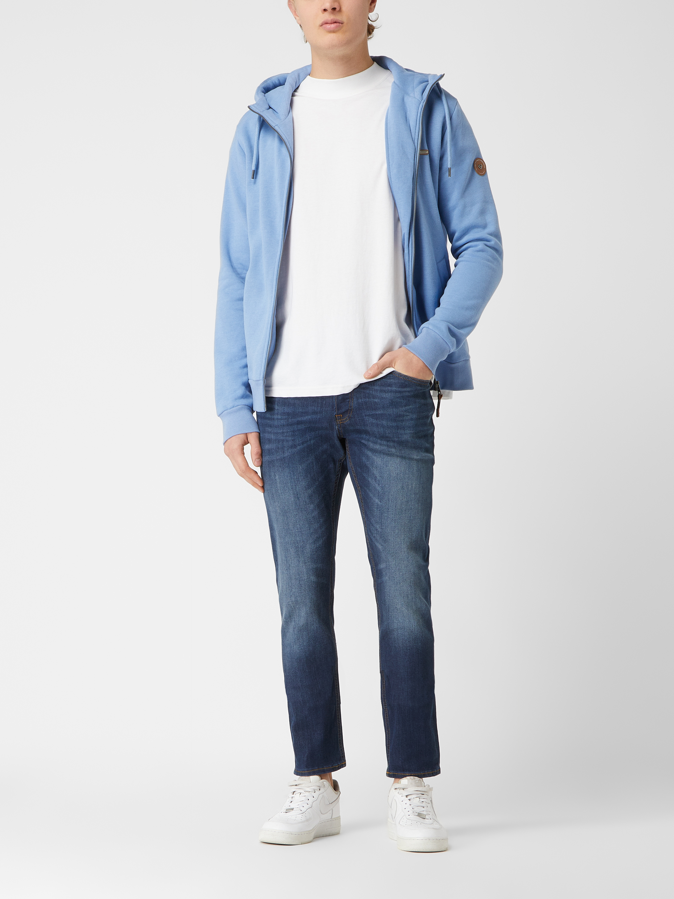 Джинсы мужские Jack & Jones 1691947 синие 29/30 доставка из-за рубежа, Синий, 1691947
Джинсы мужские Jack & Jones 1691947 синие 29/30 доставка из-за рубежа, Синий, 1691947