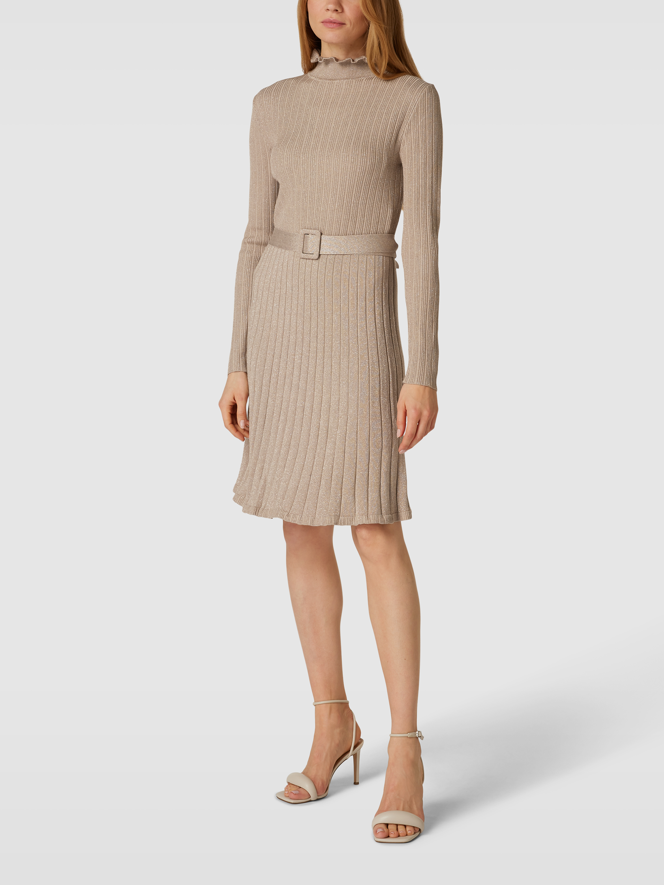 Платье женское Esprit 1696940 коричневое XL доставка из-за рубежа, Бежевый, 1696940
Платье женское Esprit 1696940 коричневое XL доставка из-за рубежа, Бежевый, 1696940