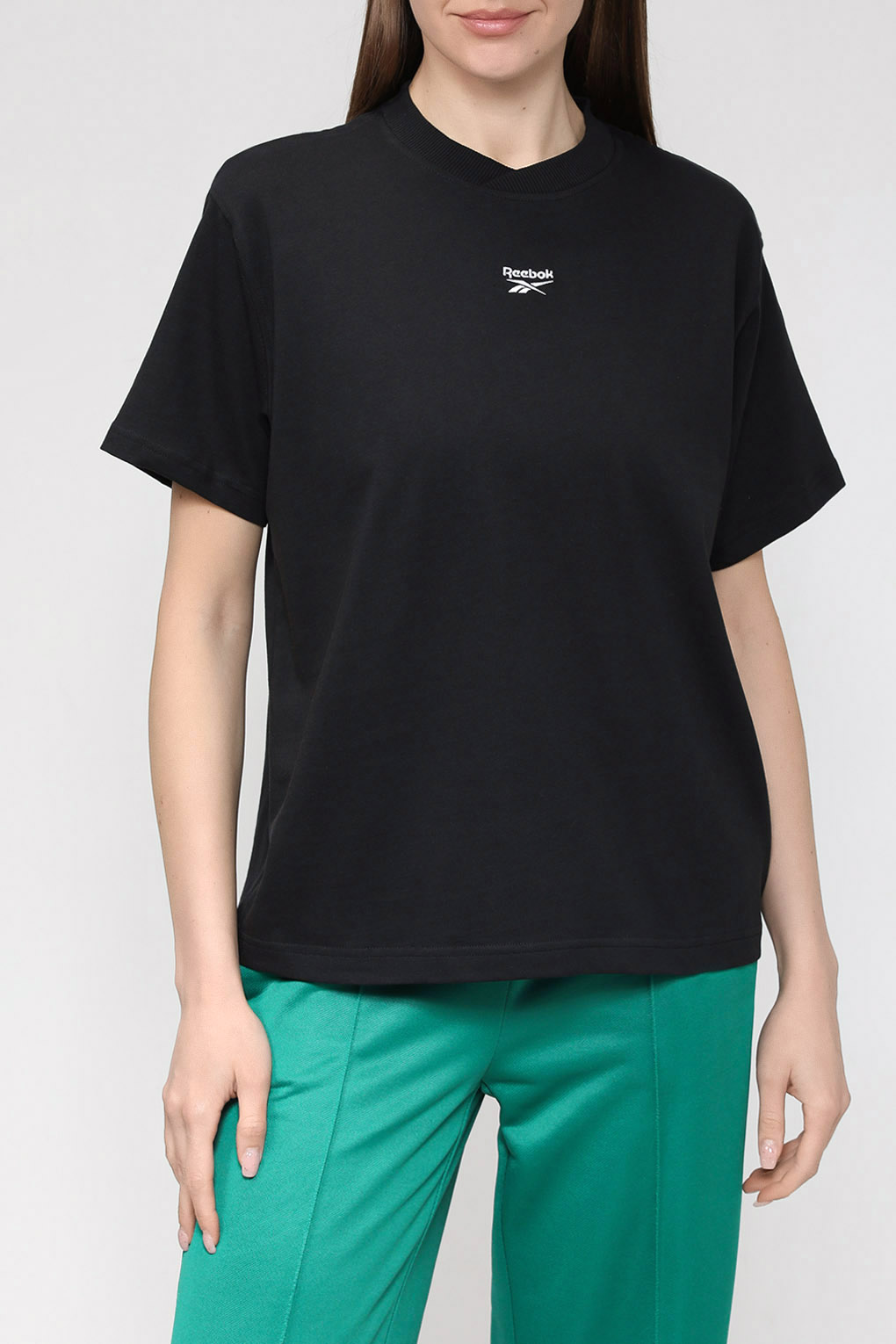 Футболка женская Reebok HS4722 черная L, Черный, HS4722
Футболка женская Reebok HS4722 черная L, Черный, HS4722