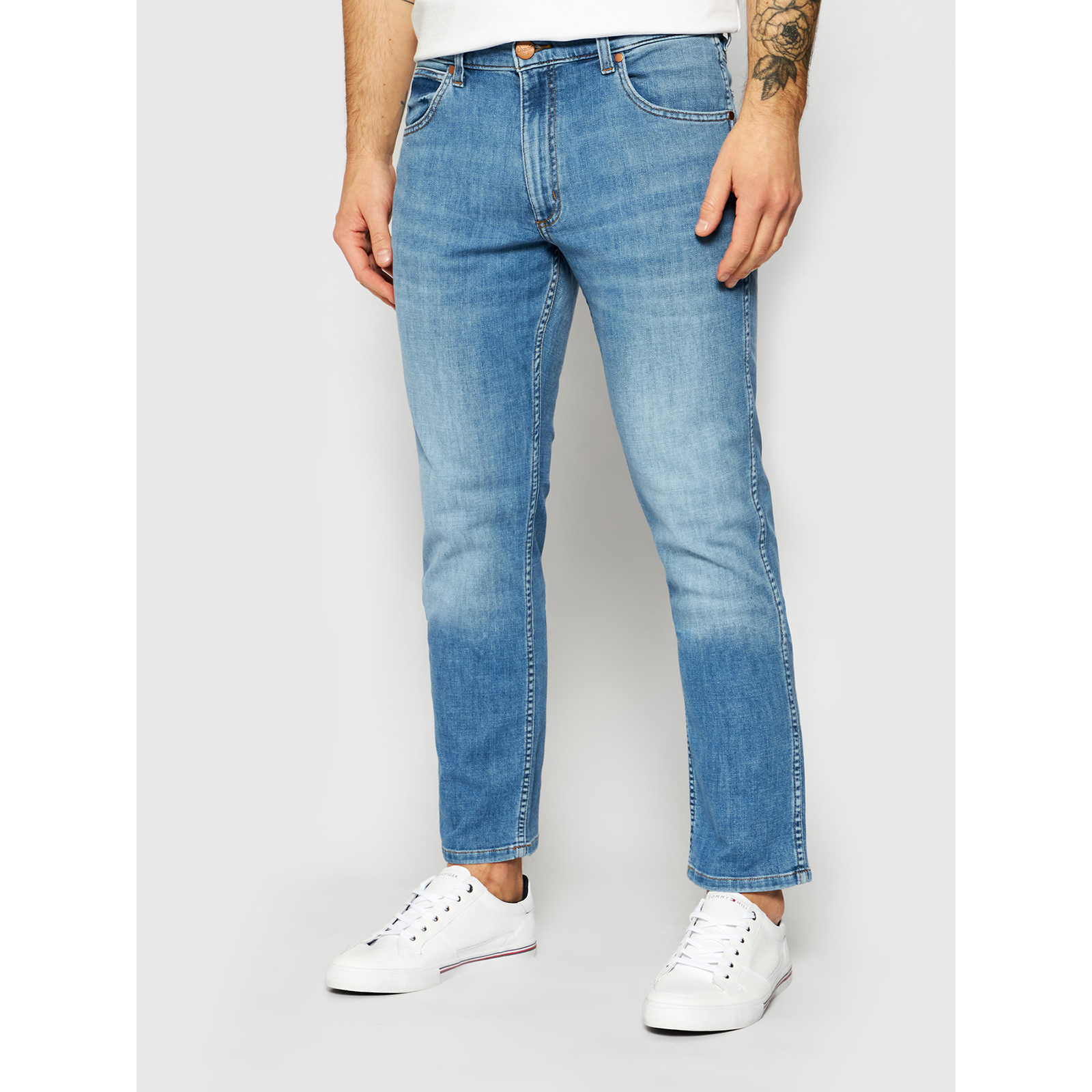 фото Джинсы мужские wrangler w15qq148s синие 38/36 us
