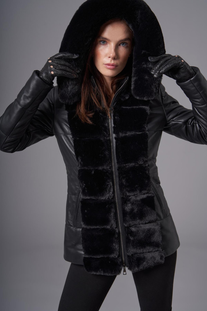 Кожаная куртка женская Deri Company BD02168 черная 3XL (товары доставляются из-за рубежа), Черный, BD02168
Кожаная куртка женская Deri Company BD02168 черная 3XL (товары доставляются из-за рубежа), Черный, BD02168