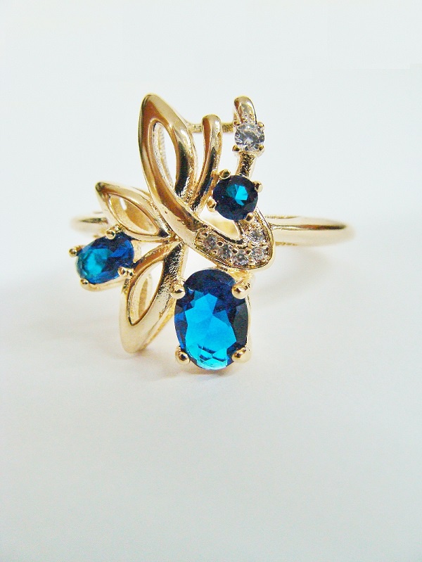 Кольцо из бижутерного сплава р. 17 Lotus Jewelry 3040R-05sz, шпинель/циркон, Кольцо со шпинелью "Лесная мелодия" 3040R-05sz
Кольцо из бижутерного сплава р. 17 Lotus Jewelry 3040R-05sz, шпинель/циркон, Кольцо со шпинелью "Лесная мелодия" 3040R-05sz