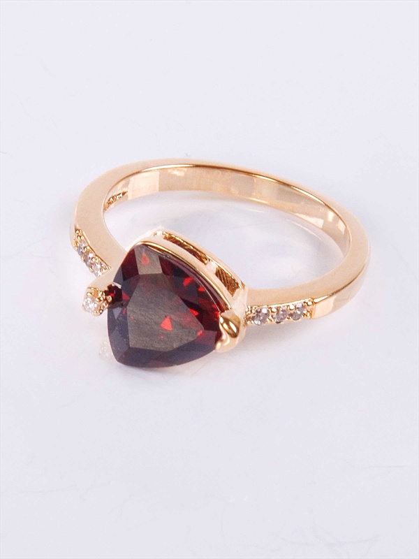Кольцо из бижутерного сплава р. 17 Lotus Jewelry Элизабет 3041R-08gn, гранат/циркон, Кольцо с гранатом "Элизабет" 3041R-08gn
Кольцо из бижутерного сплава р. 17 Lotus Jewelry Элизабет 3041R-08gn, гранат/циркон, Кольцо с гранатом "Элизабет" 3041R-08gn