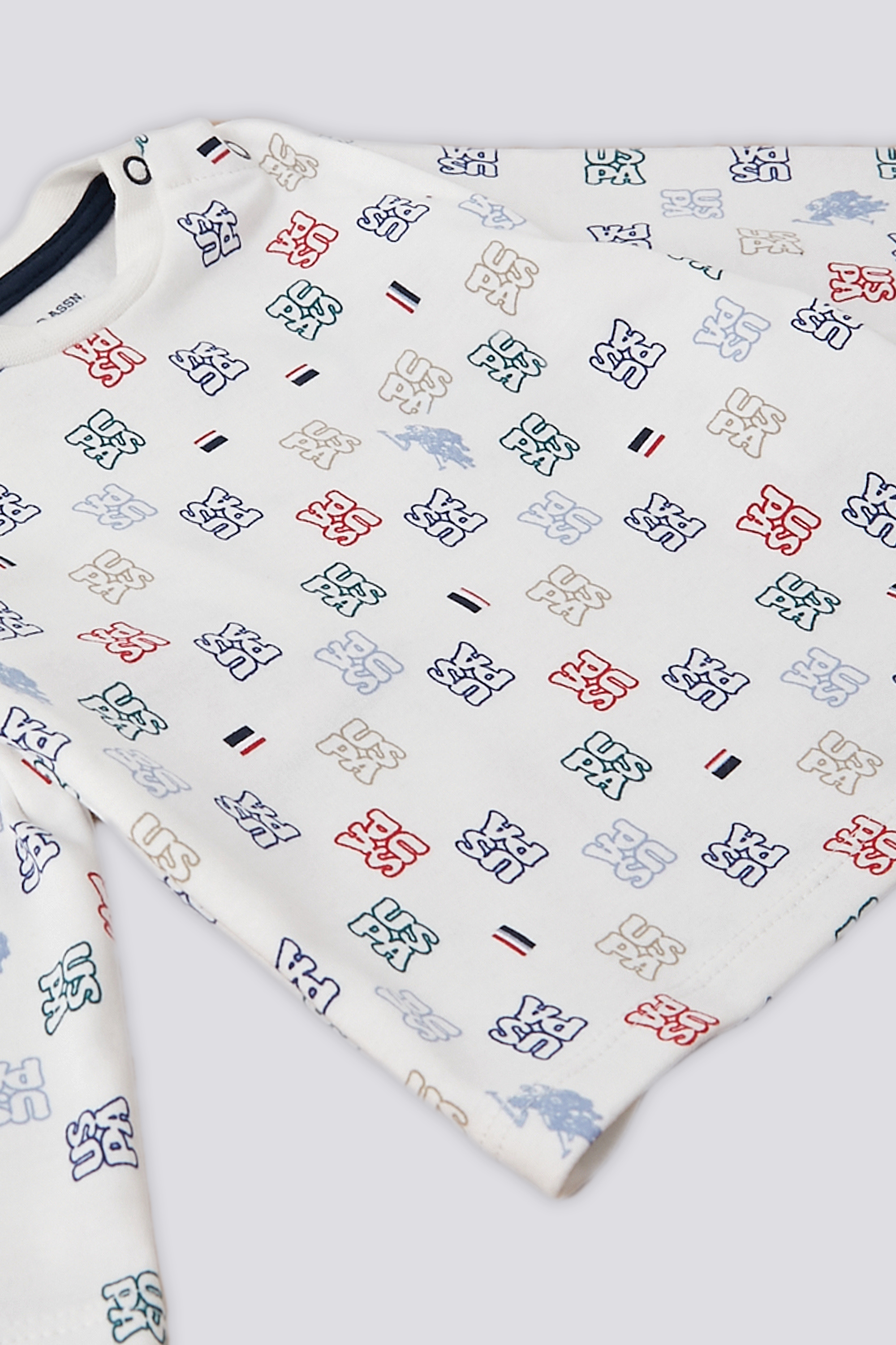 Костюм повседневный US Polo Assn G085SZ0HF0USB1402_VR071, кремовый, темно-синий, 68, Бежевый;синий, G085SZ0HF0USB1402_VR071
Костюм повседневный US Polo Assn G085SZ0HF0USB1402_VR071, кремовый, темно-синий, 68, Бежевый;синий, G085SZ0HF0USB1402_VR071
