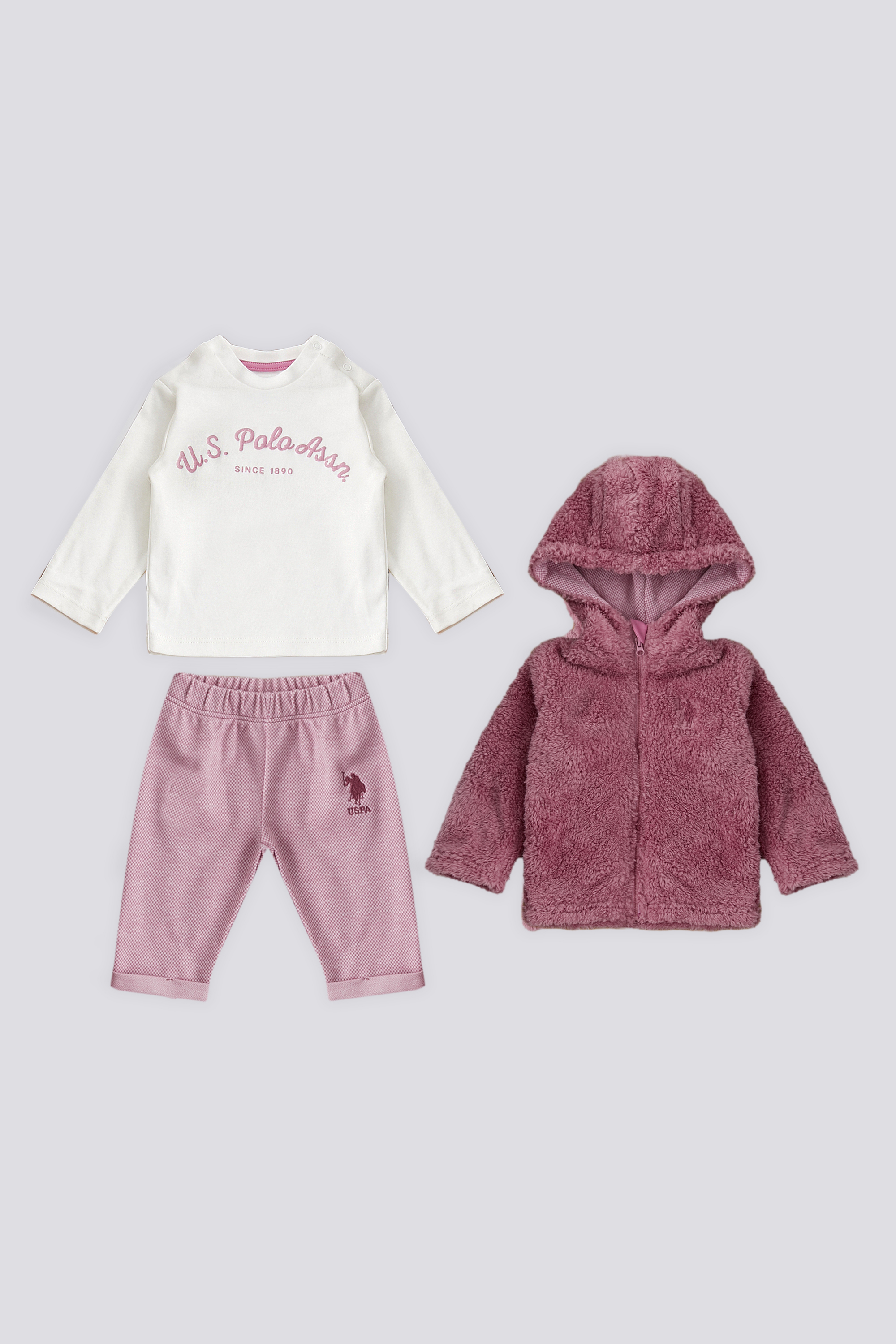 Костюм повседневный US Polo Assn G086SZ0HF0USB1707_VR037, фиолетовый, кремовый, 68, Фиолетовый;бежевый, G086SZ0HF0USB1707_VR037
Костюм повседневный US Polo Assn G086SZ0HF0USB1707_VR037, фиолетовый, кремовый, 68, Фиолетовый;бежевый, G086SZ0HF0USB1707_VR037