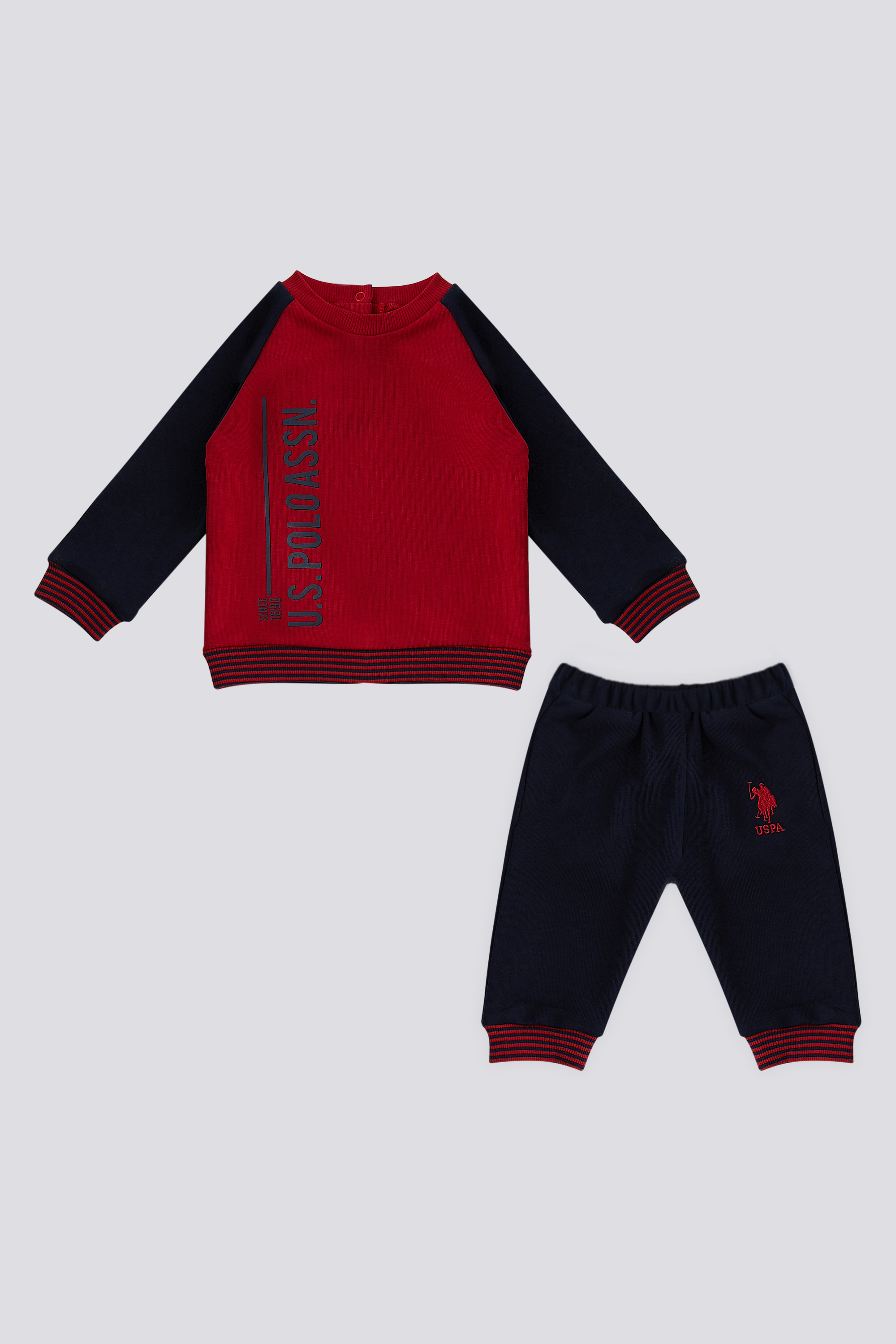 Костюм повседневный US Polo Assn G085SZ0HF0USB1525_VR030, красный, темно-синий, 86, Красный;синий, G085SZ0HF0USB1525_VR030
Костюм повседневный US Polo Assn G085SZ0HF0USB1525_VR030, красный, темно-синий, 86, Красный;синий, G085SZ0HF0USB1525_VR030