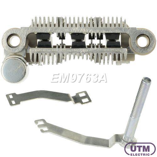 UTM EM9763A Диодный мост генератора HYUNDAI H100 2.5 Diesel D4BA 07.1993-09.1996HYUNDAIH10
UTM EM9763A Диодный мост генератора HYUNDAI H100 2.5 Diesel D4BA 07.1993-09.1996HYUNDAIH10