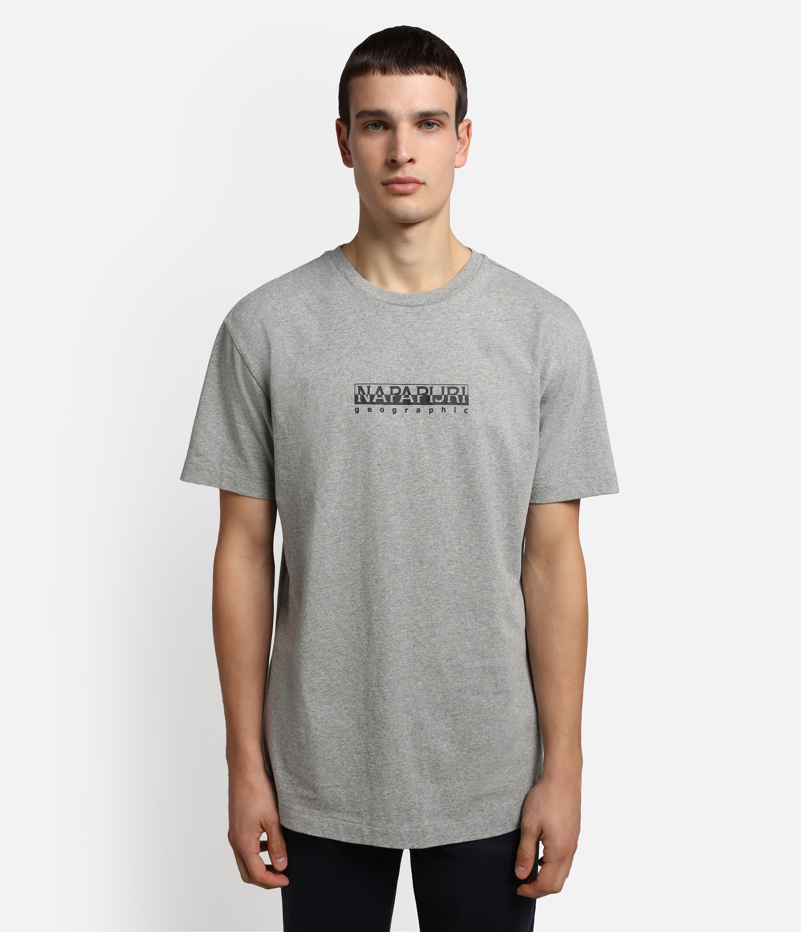 Футболка мужская Napapijri S-BOX SS 3 160 MED GREY MEL серая XL, S-BOX SS 3 160 MED GREY MEL
Футболка мужская Napapijri S-BOX SS 3 160 MED GREY MEL серая XL, S-BOX SS 3 160 MED GREY MEL