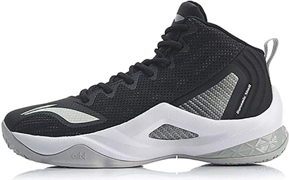 Кроссовки мужские Li-Ning WADE Male On Court Basketball Shoes черные 7.5 US, WADE Male On Court Basketball Shoes
Кроссовки мужские Li-Ning WADE Male On Court Basketball Shoes черные 7.5 US, WADE Male On Court Basketball Shoes