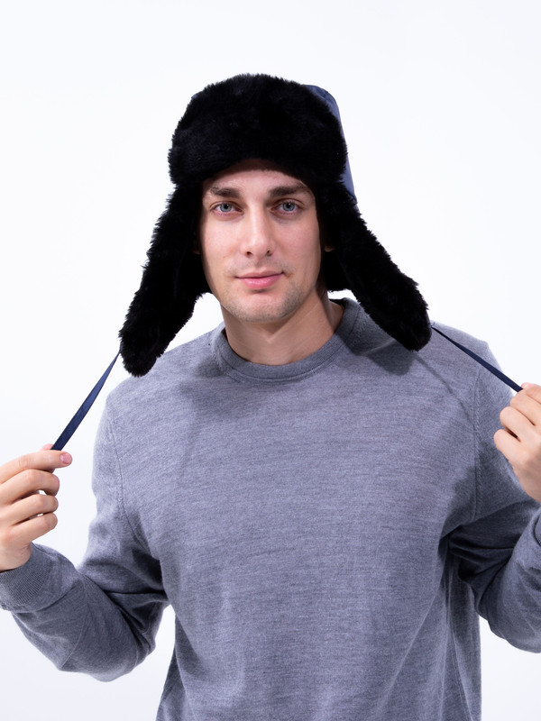 Шапка ушанка унисекс NoBrand 26265 синяя с черным мехом, р.58, Синий;черный, 26265
Шапка ушанка унисекс NoBrand 26265 синяя с черным мехом, р.58, Синий;черный, 26265