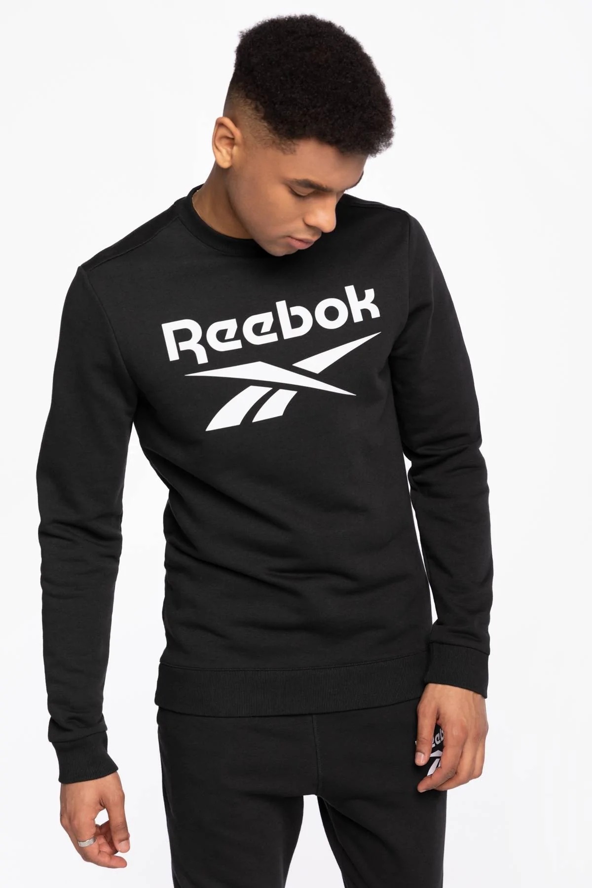Свитшот мужской Reebok Identity Big Logo Sweatshirt черный M, Identity Big Logo Sweatshirt
Свитшот мужской Reebok Identity Big Logo Sweatshirt черный M, Identity Big Logo Sweatshirt
