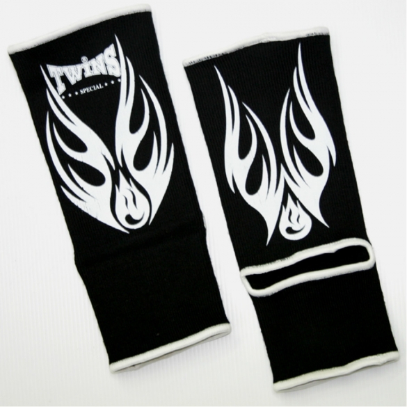 TWINS Защита голеностопа (лодыжки) Twins Fag1 Ankle Guards черная, Защита голеностопа (лодыжки) Twins Fag1 Ankle Guards черная
TWINS Защита голеностопа (лодыжки) Twins Fag1 Ankle Guards черная, Защита голеностопа (лодыжки) Twins Fag1 Ankle Guards черная