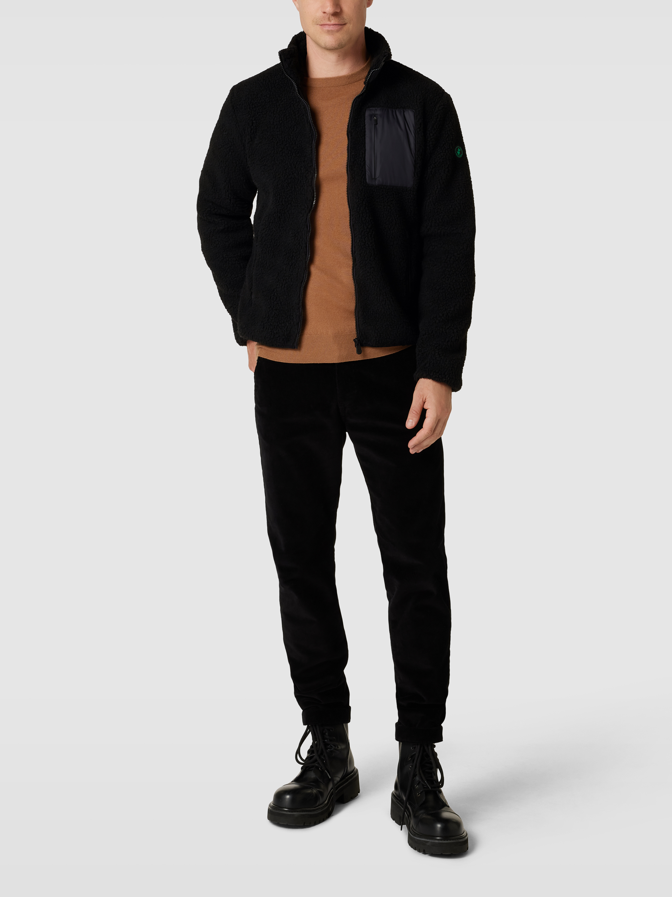 Куртка мужская Save The Duck 1634969 черная 2XL доставка из-за рубежа, Черный, 1634969
Куртка мужская Save The Duck 1634969 черная 2XL доставка из-за рубежа, Черный, 1634969