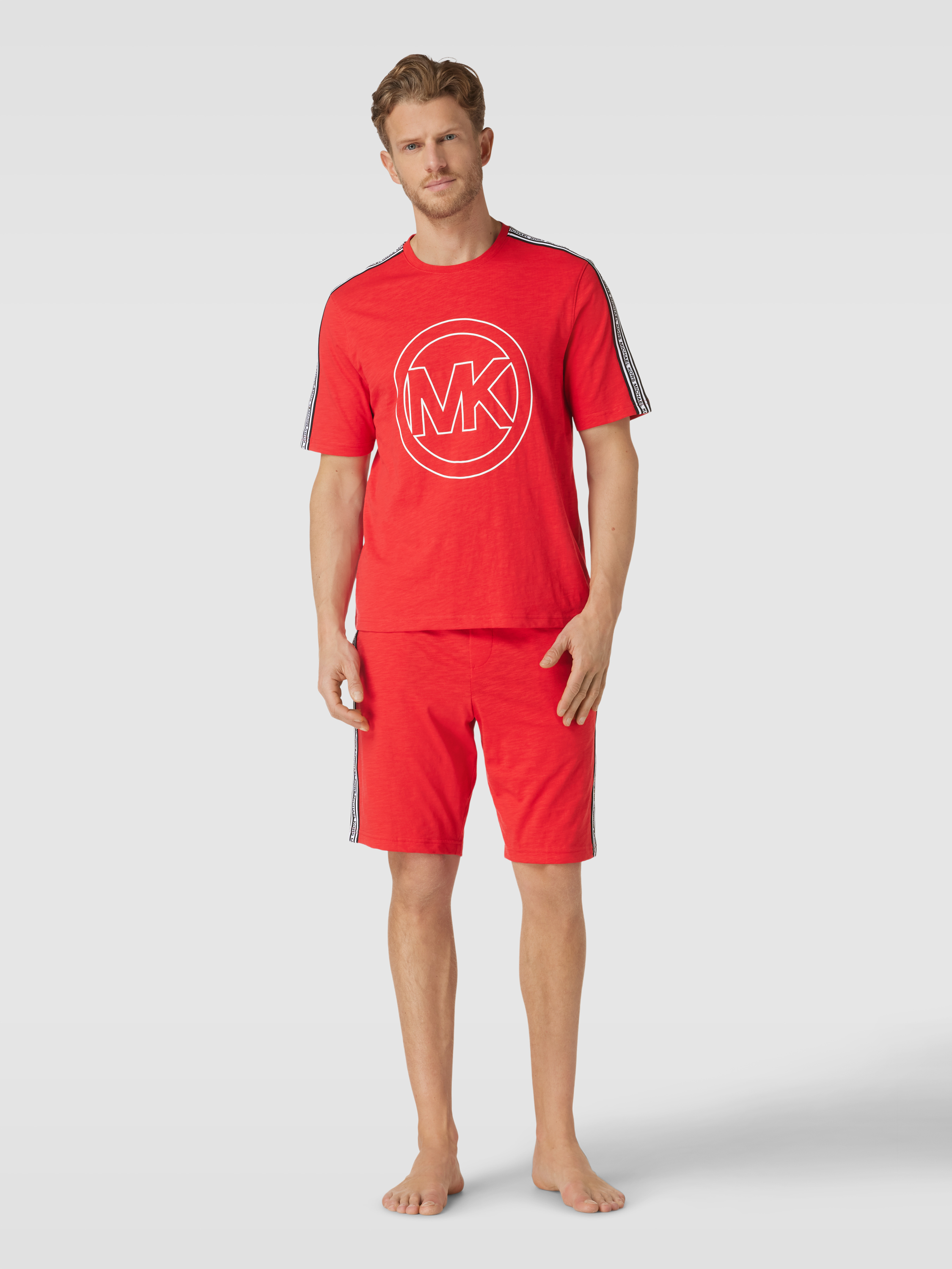 Футболка домашняя мужская Michael Kors 1727540 красная XL доставка из-за рубежа, Красный, 1727540
Футболка домашняя мужская Michael Kors 1727540 красная XL доставка из-за рубежа, Красный, 1727540