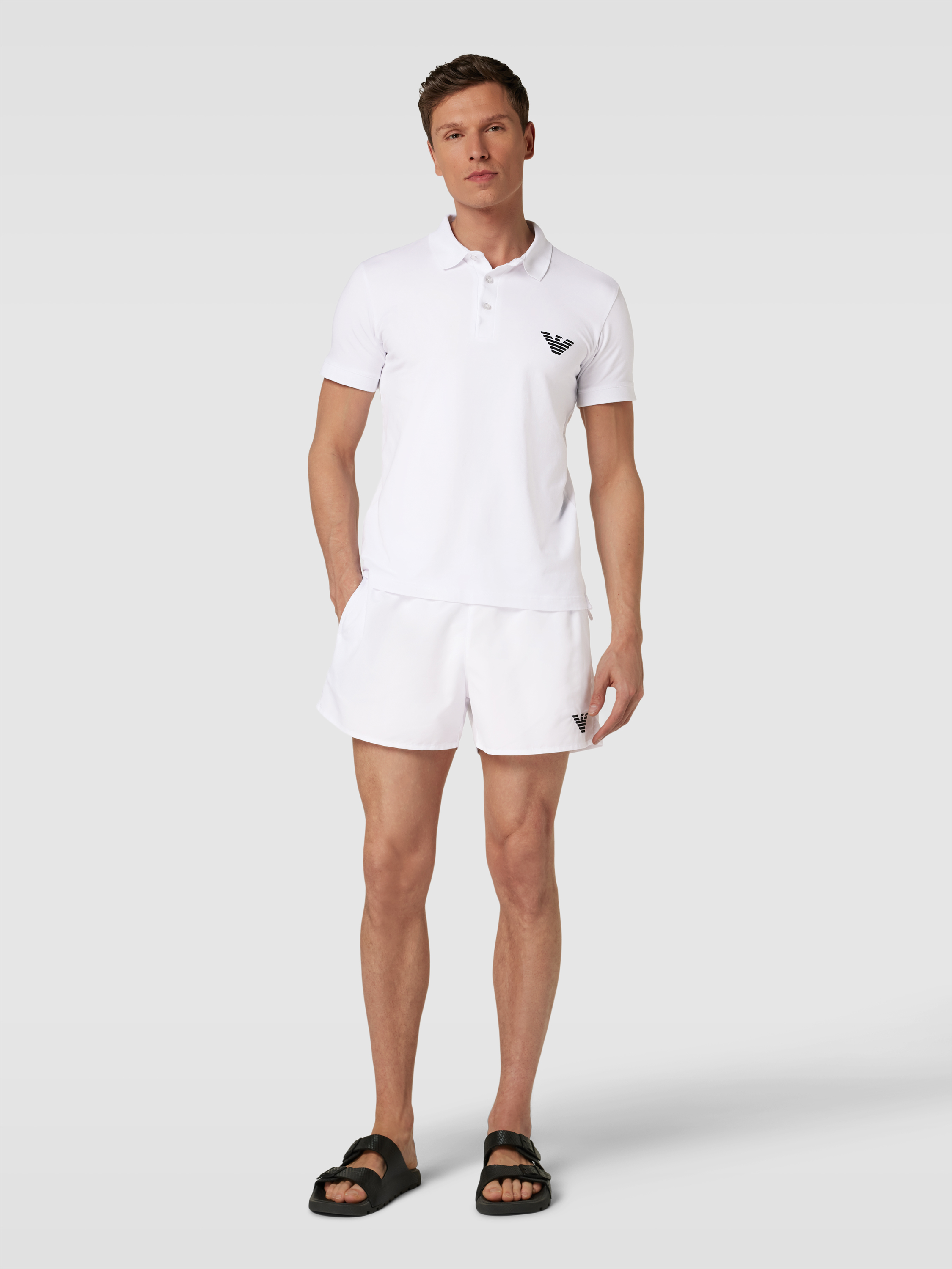 Футболка мужская Emporio Armani 1737730 белая L доставка из-за рубежа, Белый, 1737730
Футболка мужская Emporio Armani 1737730 белая L доставка из-за рубежа, Белый, 1737730