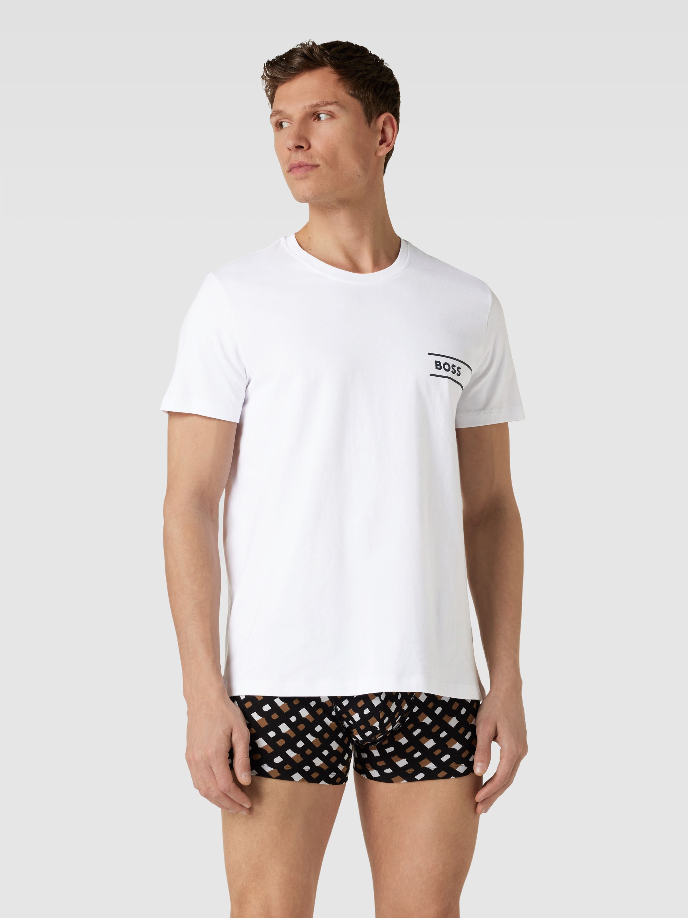 Футболка домашняя мужская BOSS 1737513 белая 2XL доставка из-за рубежа, Белый, 1737513
Футболка домашняя мужская BOSS 1737513 белая 2XL доставка из-за рубежа, Белый, 1737513