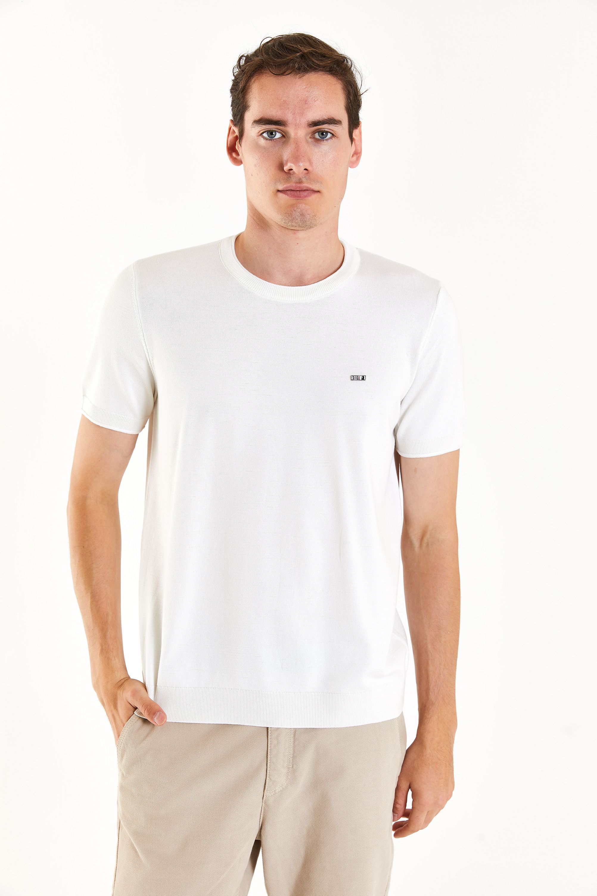Футболка мужская U.S. POLO Assn. G081SZ0TK0FORLA-IY24 белая XL, Белый, G081SZ0TK0FORLA-IY24
Футболка мужская U.S. POLO Assn. G081SZ0TK0FORLA-IY24 белая XL, Белый, G081SZ0TK0FORLA-IY24