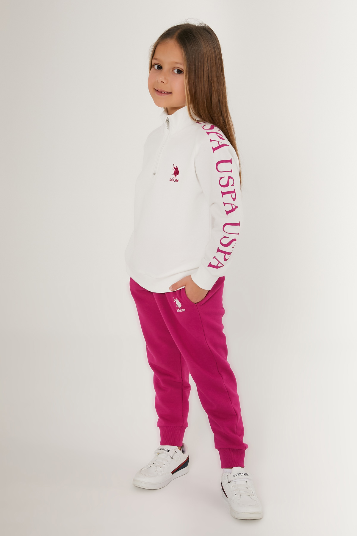Костюм повседневный US Polo Assn G084SZ0HF0US1619_VR071, белый, темно-розовый, 134, Белый;розовый, G084SZ0HF0US1619_VR071
Костюм повседневный US Polo Assn G084SZ0HF0US1619_VR071, белый, темно-розовый, 134, Белый;розовый, G084SZ0HF0US1619_VR071