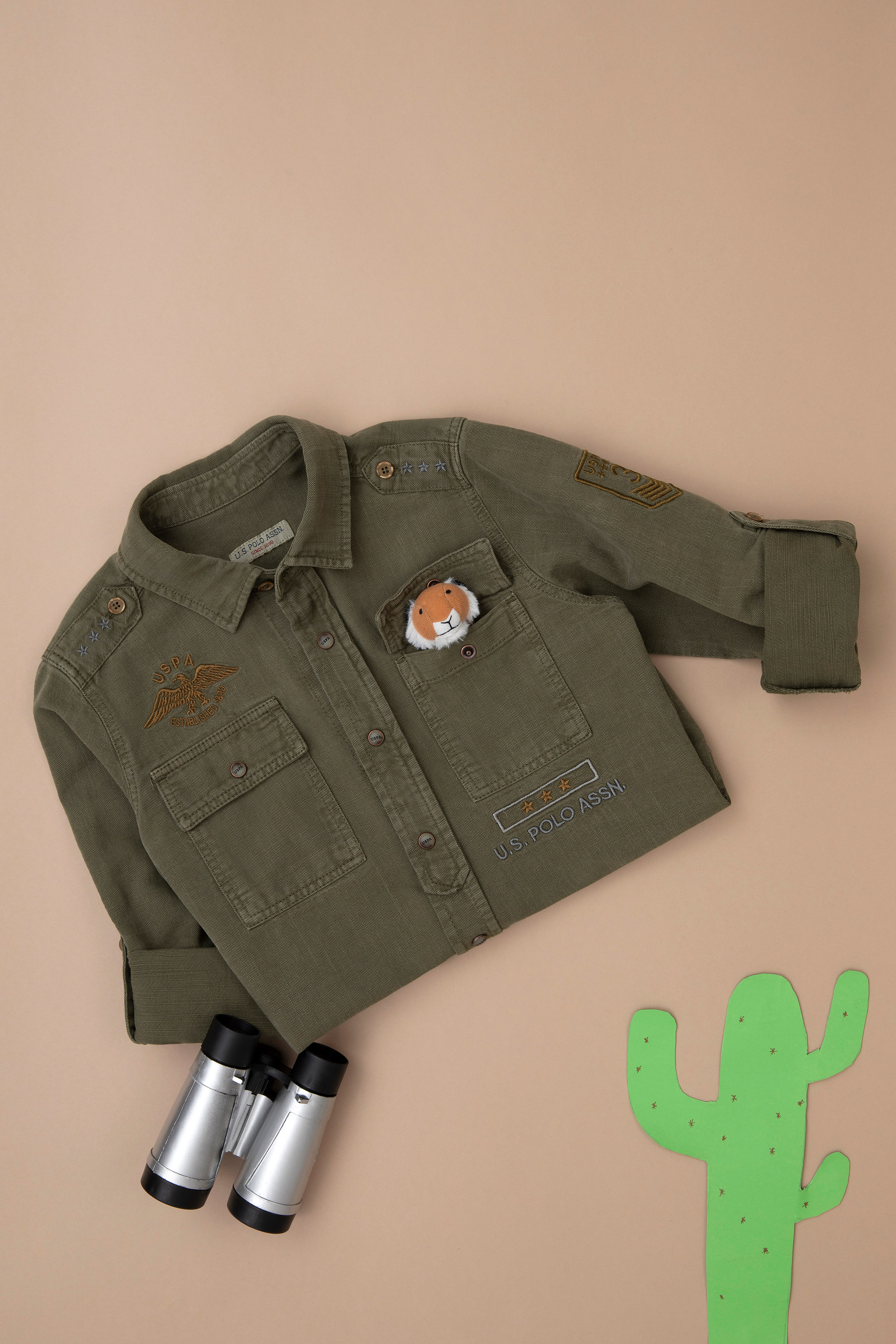 Рубашка детская US Polo Assn G083SZ0040MERESATAKIDS_VR027, хаки, 146, G083SZ0040MERESATAKIDS_VR027
Рубашка детская US Polo Assn G083SZ0040MERESATAKIDS_VR027, хаки, 146, G083SZ0040MERESATAKIDS_VR027