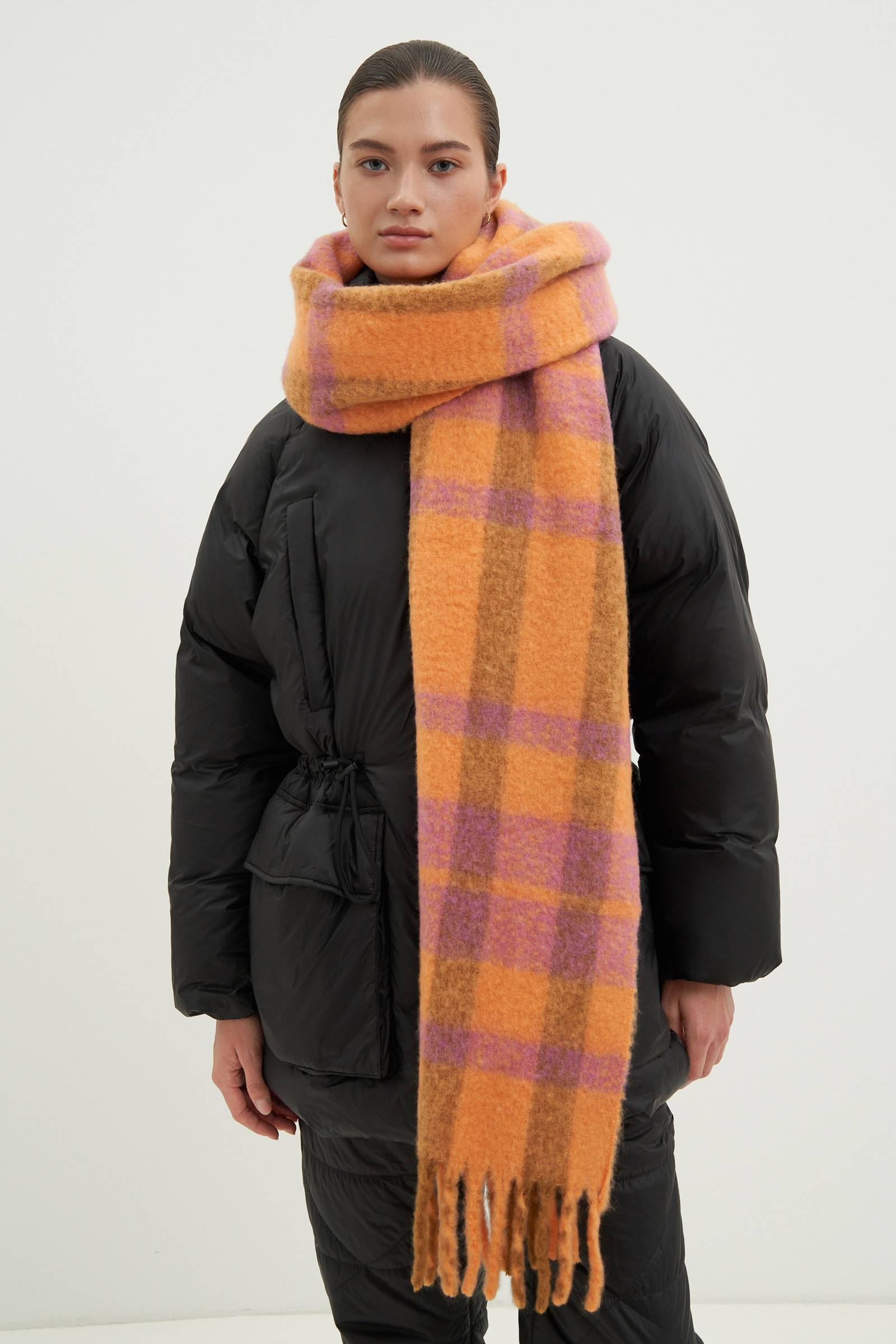 Пуховик женский Finn Flare FWD11004 черный S, FWD11004 
Пуховик женский Finn Flare FWD11004 черный S, FWD11004