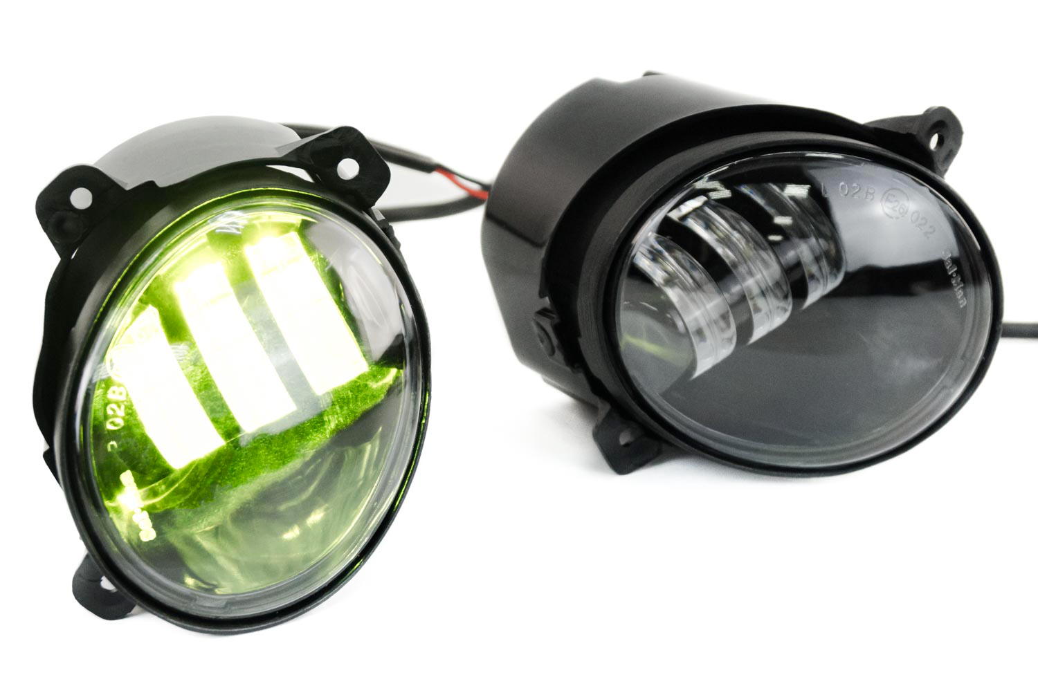 Диодные ПТФ Sal-Man Lime двухцветные 50W Лада Калина 2, Ларгус, Гранта, Датсун,УАЗ Патриот
Диодные ПТФ Sal-Man Lime двухцветные 50W Лада Калина 2, Ларгус, Гранта, Датсун,УАЗ Патриот