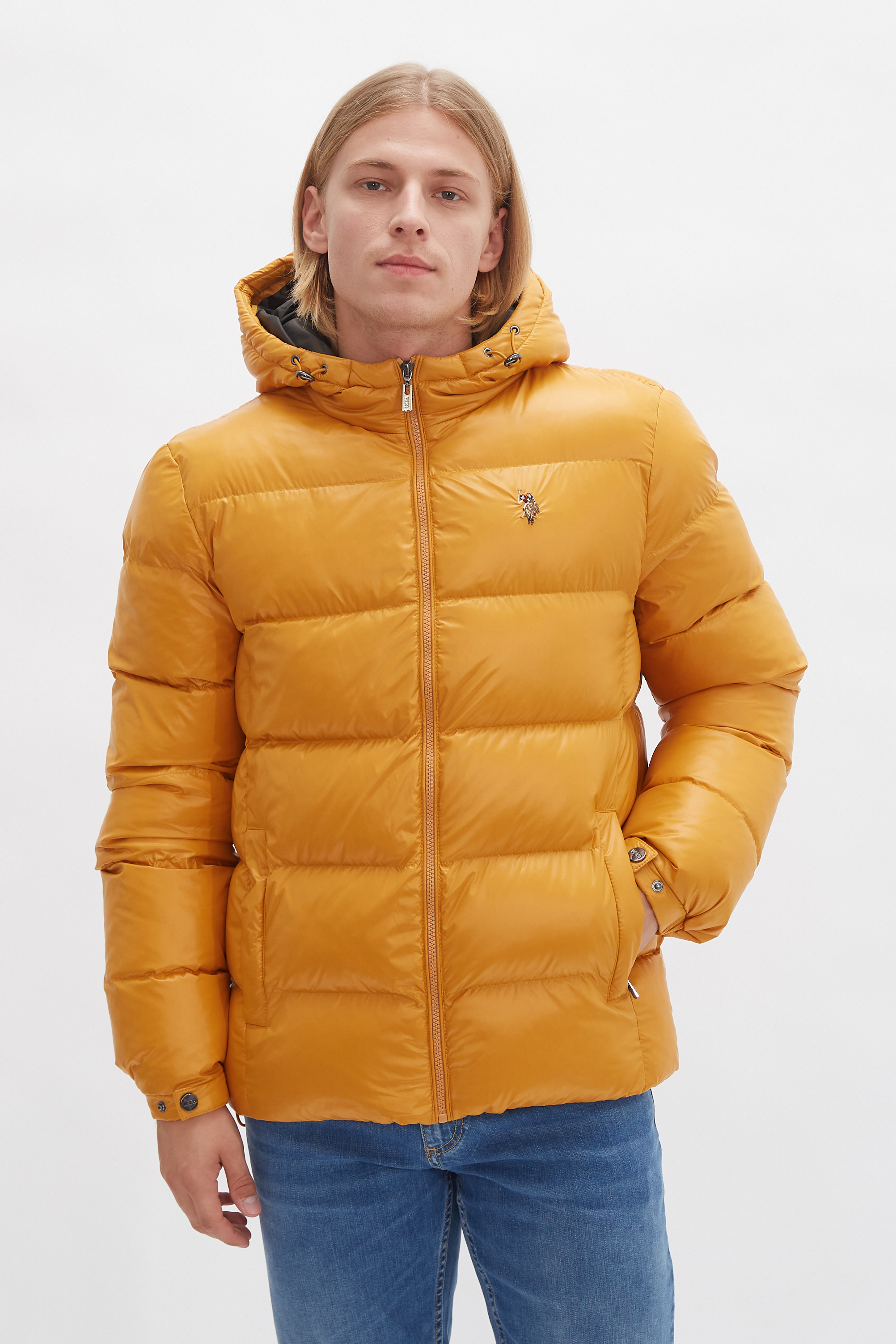 Зимняя куртка мужская U.S. POLO Assn. G081SZ0MS0AIDAN20K-R желтая 44 RU, G081SZ0MS0AIDAN20K-R
Зимняя куртка мужская U.S. POLO Assn. G081SZ0MS0AIDAN20K-R желтая 44 RU, G081SZ0MS0AIDAN20K-R