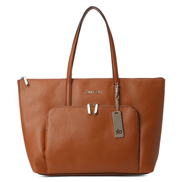 Комплект (брелок+сумка) женский Calvin Klein K60K6.08554, светло-коричневый, K60K6.08554
Комплект (брелок+сумка) женский Calvin Klein K60K6.08554, светло-коричневый, K60K6.08554