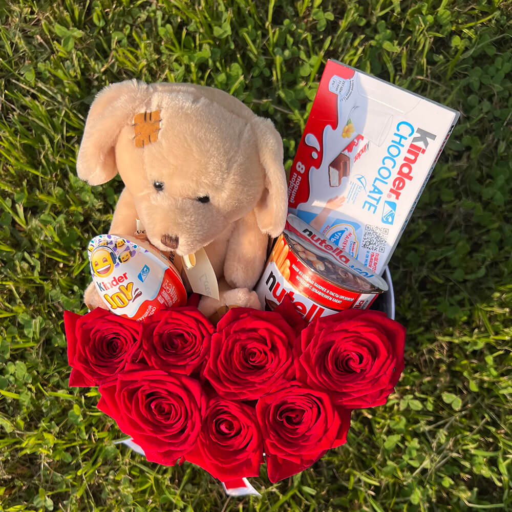 Букеты со сладостями Venus in Fleurs Сладкий комплимент с красными розами 811954, Сладкий комплимент с красными розами
Букеты со сладостями Venus in Fleurs Сладкий комплимент с красными розами 811954, Сладкий комплимент с красными розами