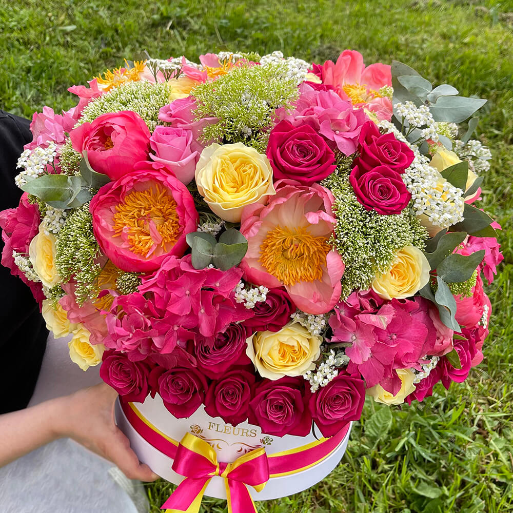Цветы в коробке Venus in Fleurs Букет "Розовая феерия" в коробке 811946, Букет "Розовая феерия" в коробке
Цветы в коробке Venus in Fleurs Букет "Розовая феерия" в коробке 811946, Букет "Розовая феерия" в коробке